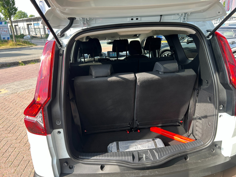 Dacia Jogger 1.0 TCe Comfort 7p. Airco|Cruise|NAVI|Trekhaak — photo 10