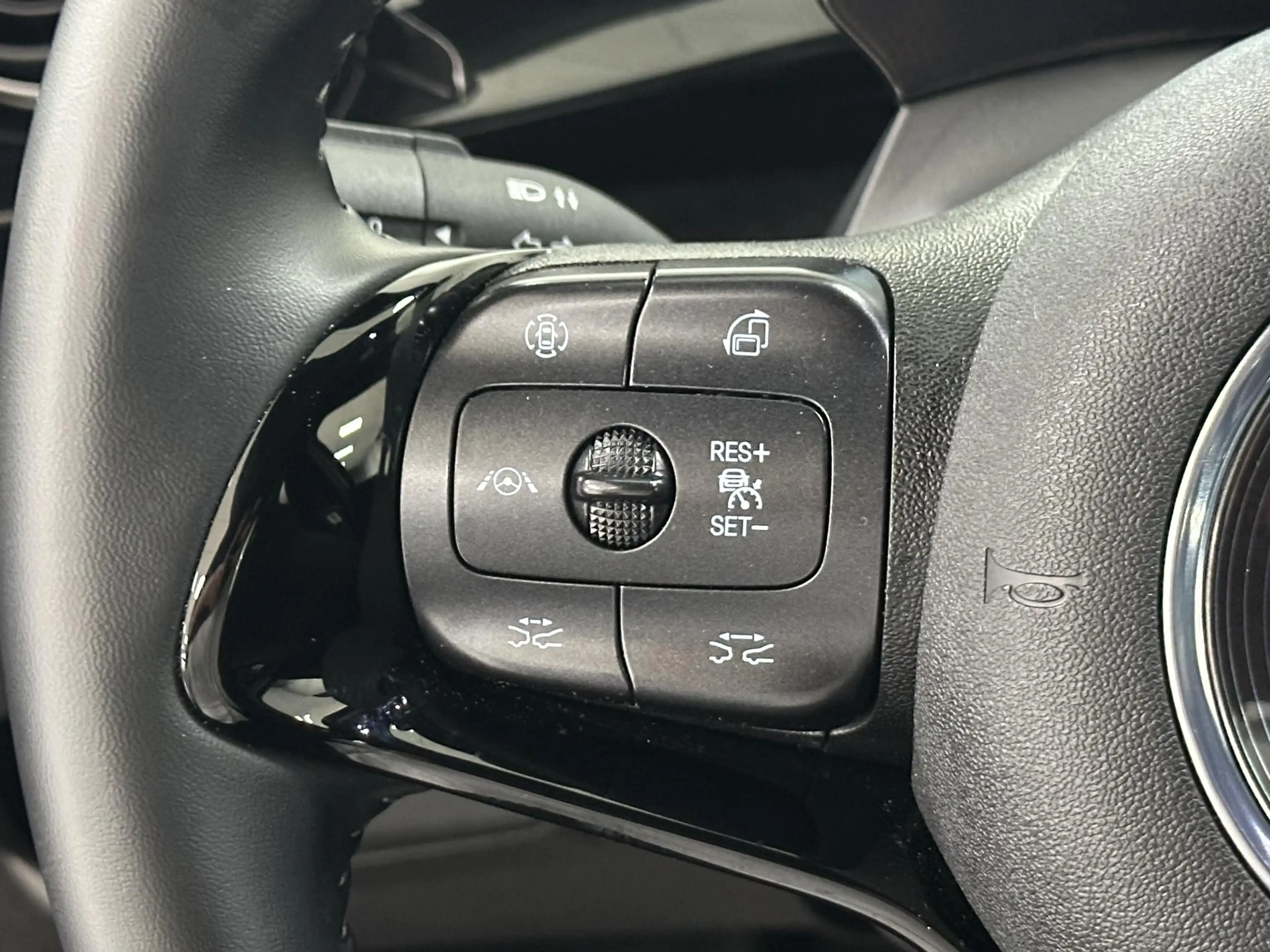 BYD Dolphin Comfort 60.4 kWh Lage KM-stand! | 360 camera | Sto — photo 21