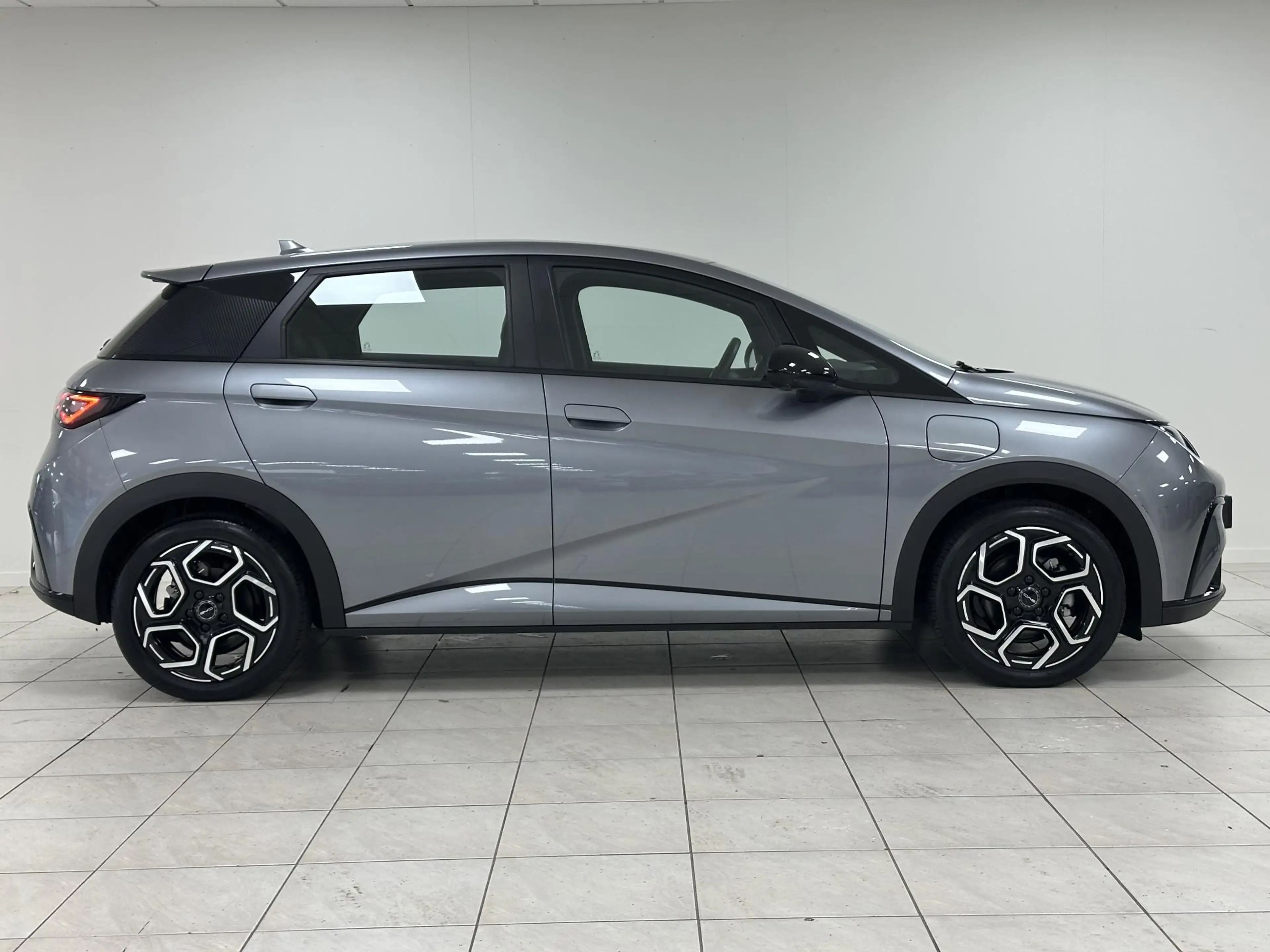 BYD Dolphin Comfort 60.4 kWh Lage KM-stand! | 360 camera | Sto — photo 17