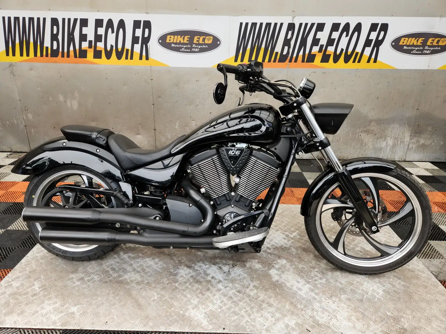 Victory Vegas 8-Ball Schwarz - 1