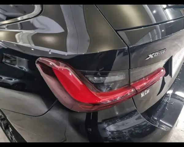 BMW 3 Series view 12