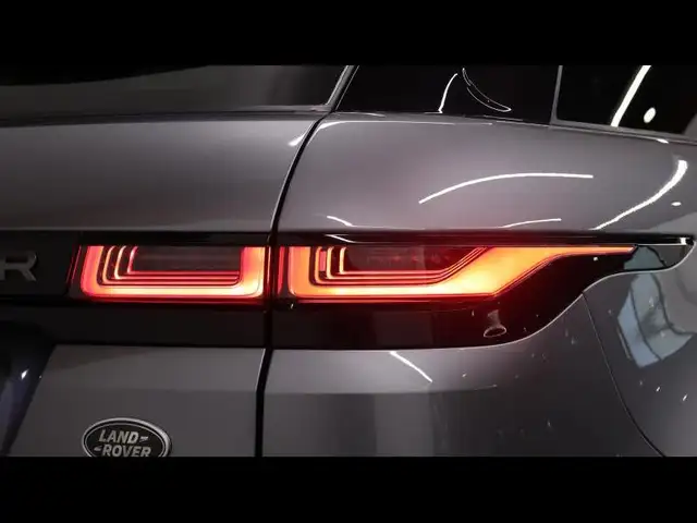 Land Rover Range Rover Evoque view 9
