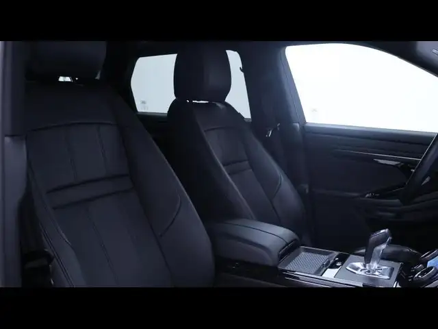 Land Rover Range Rover Evoque view 12