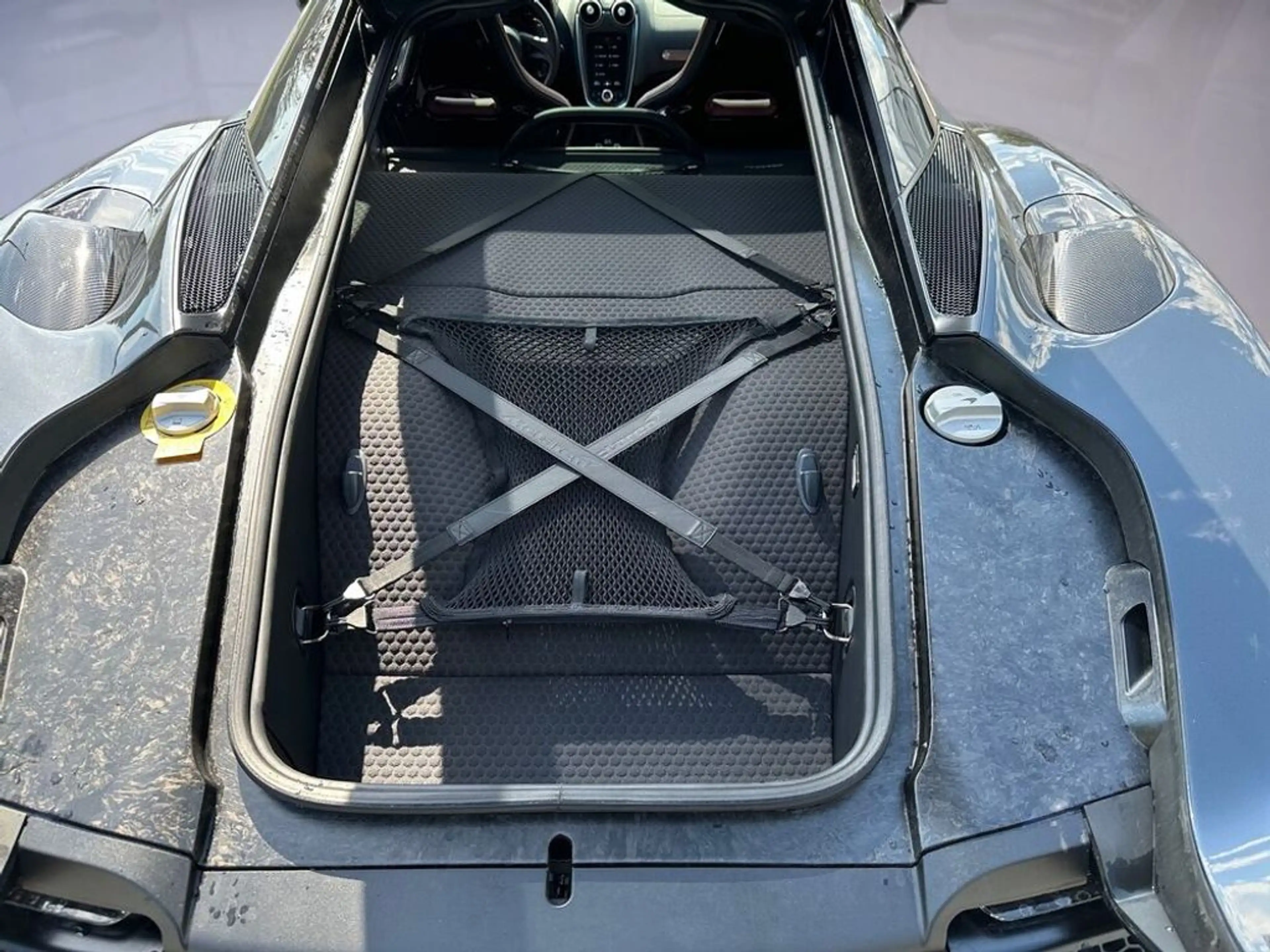 McLaren GTS GTS / MSO - Le Mans Grey / LIFT / PANO / B&W — photo 12