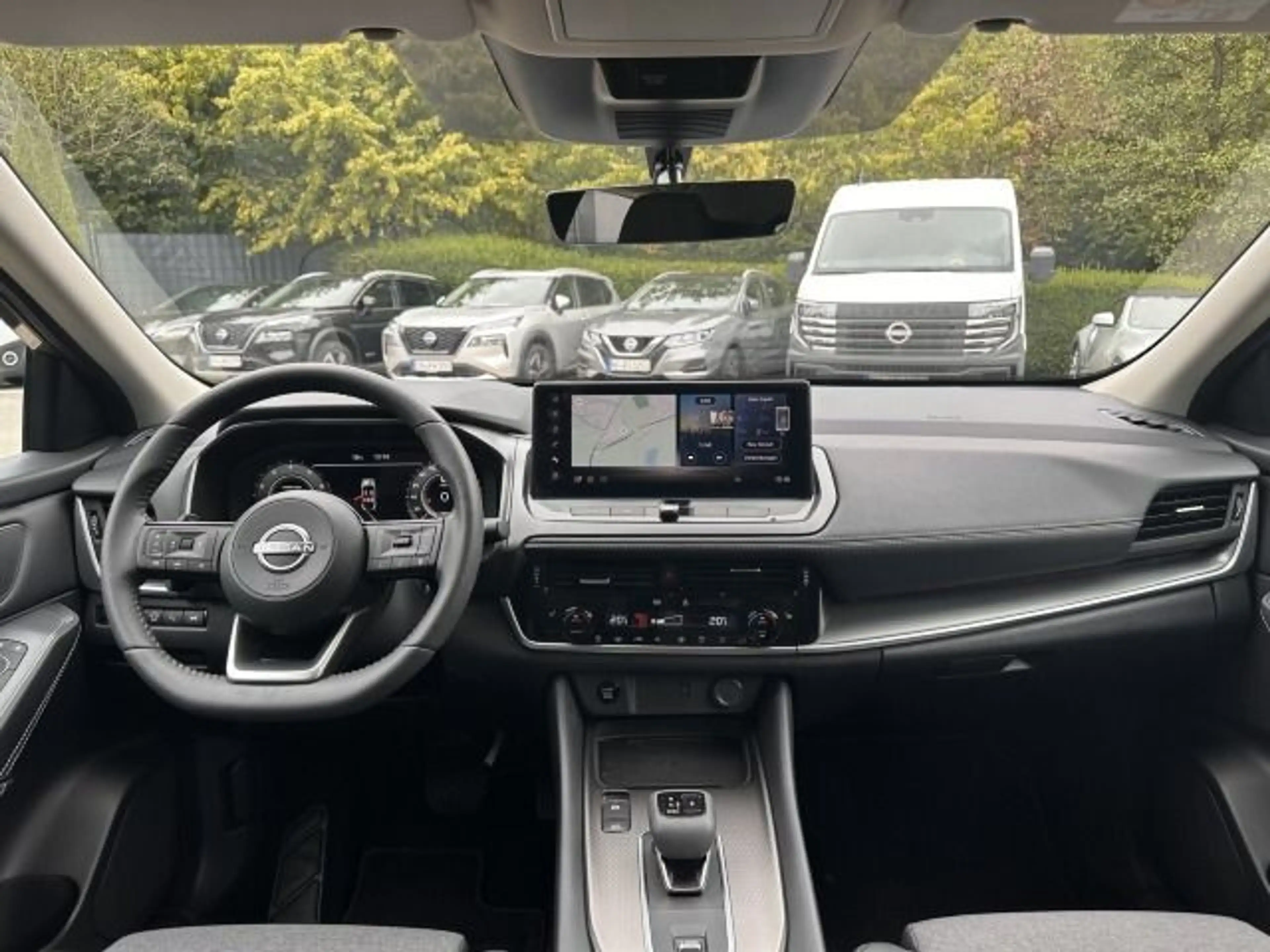 Nissan Qashqai 1.3 DIG-T Xtronic N-Connecta AVM HUD SH — photo 14