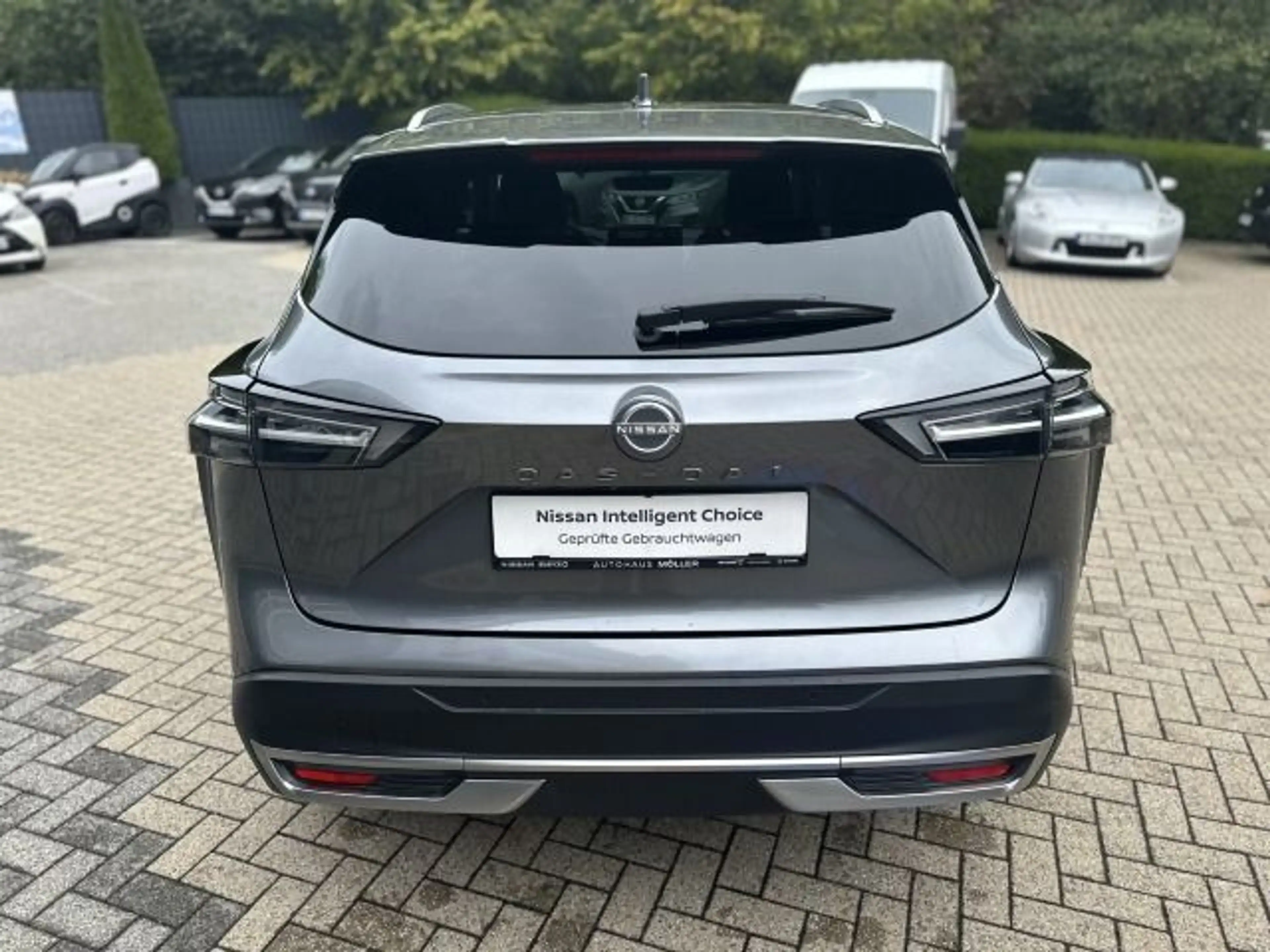 Nissan Qashqai 1.3 DIG-T Xtronic N-Connecta AVM HUD SH — photo 8