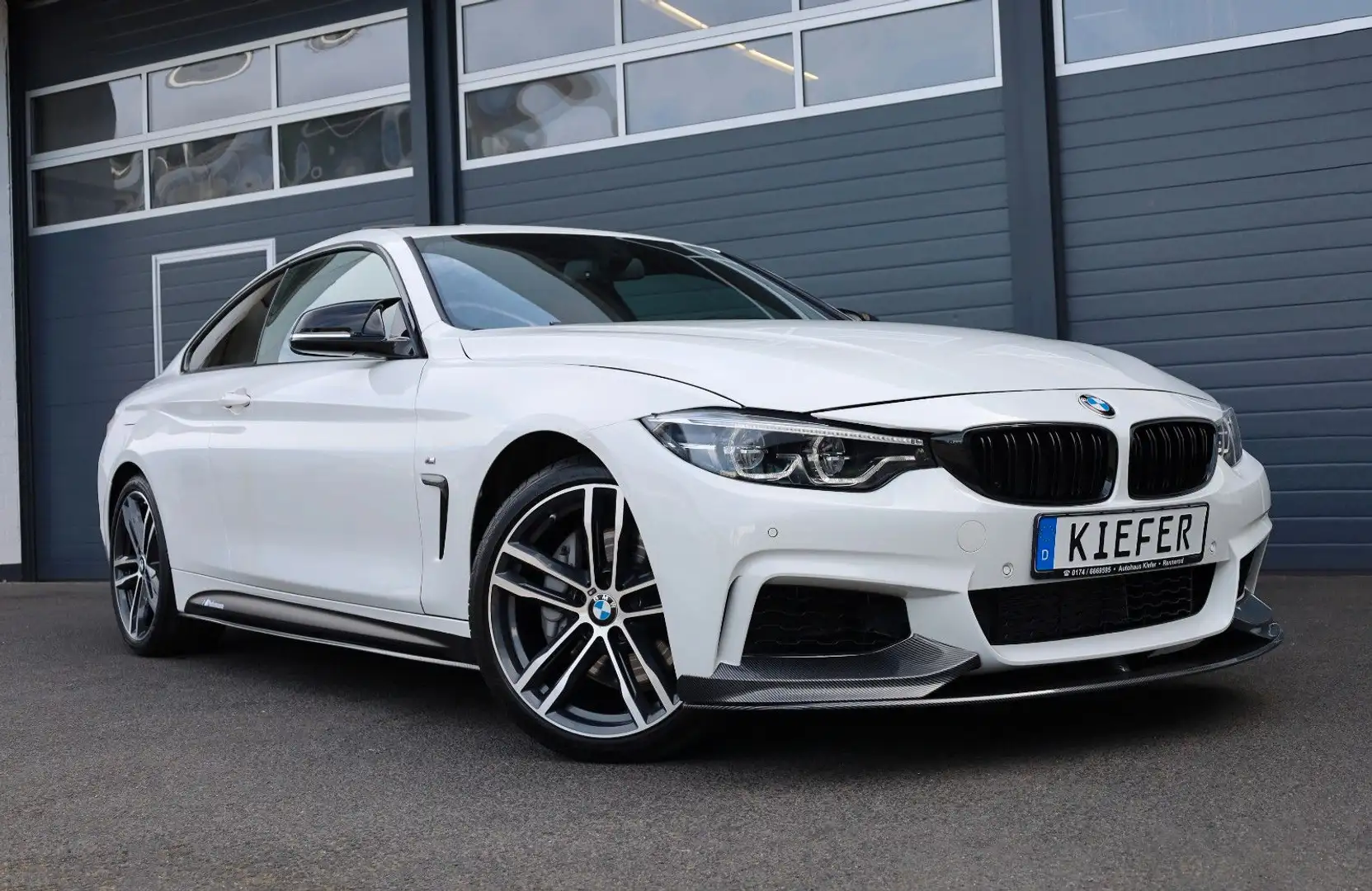 BMW 440 i Coupé M/H&K/HUD/CarPlay/SHZ/Kamera/R19 Weiß - 1