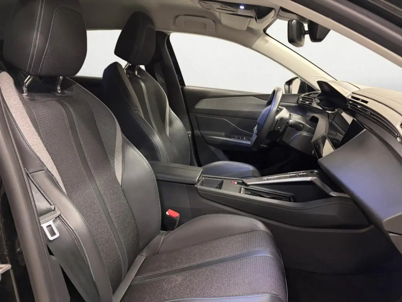 Peugeot 308 308 — photo 11