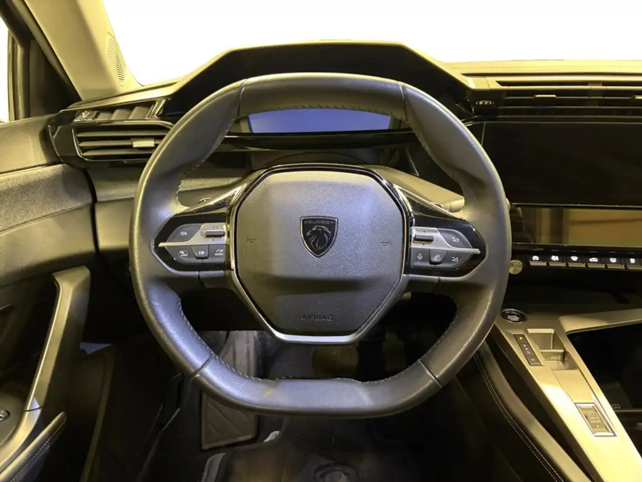 Peugeot 308 308 — photo 19