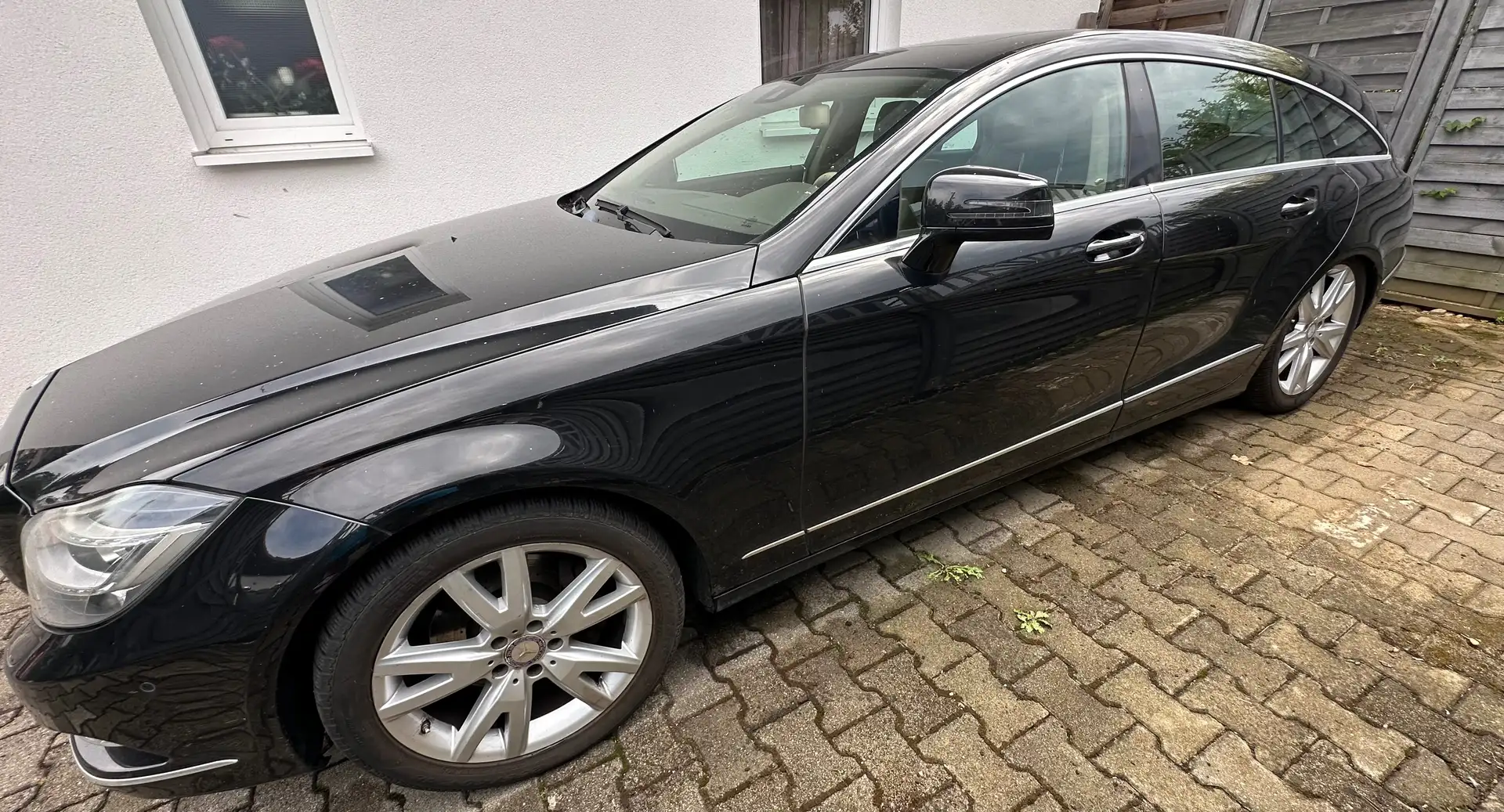 Mercedes-Benz CLS 250 CLS Shooting Brake 250 CDI 7G-TRONIC Černá - 2