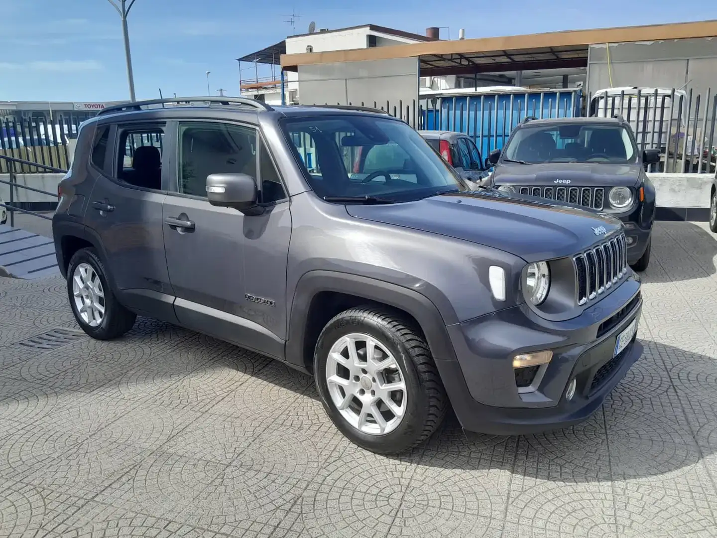 Jeep Renegade 1.3 T4 150CV DCT AUTOMATIC LIMITED Grau - 1