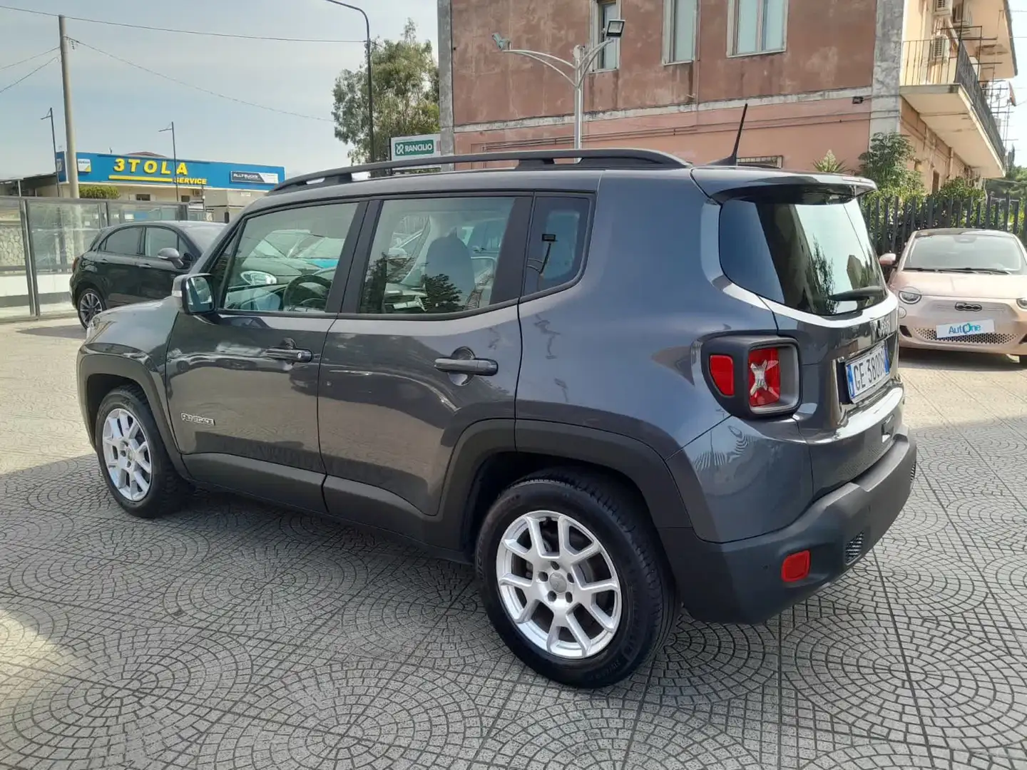 Jeep Renegade 1.3 T4 150CV DCT AUTOMATIC LIMITED Grau - 2
