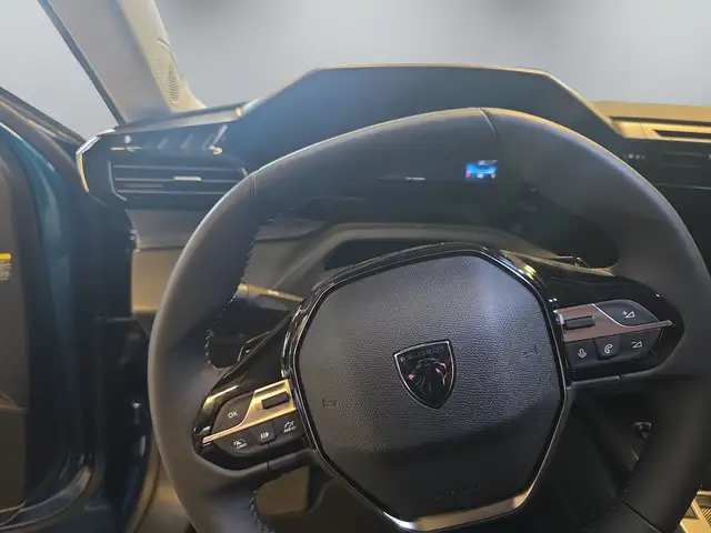 Peugeot 408 view 14