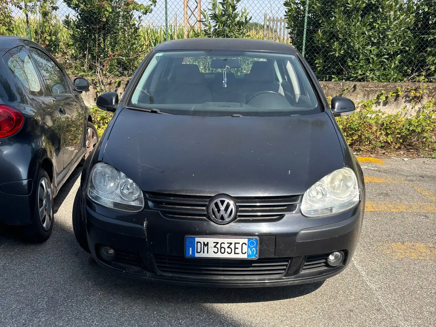 Volkswagen Golf Golf V 2003 5p 1.9 tdi Comfortline 6m Nero - 1