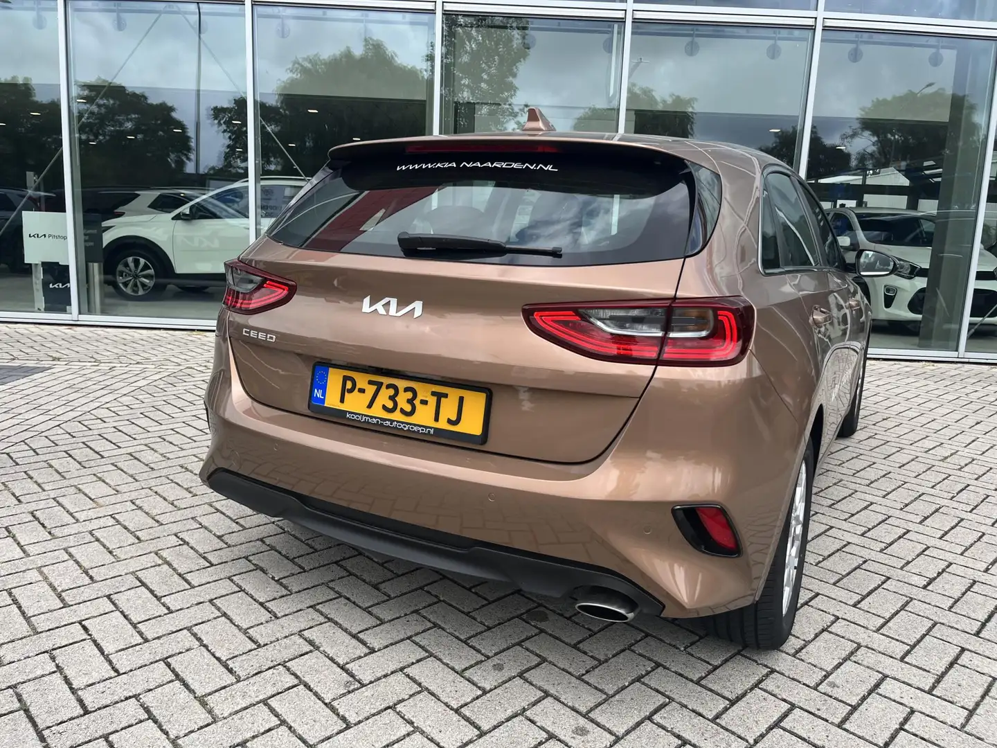 Kia Ceed / cee'd 1.0 T-GDi DynamicLine FABRIEKSGARANTIE T/M JUNI 20 Bruin - 2