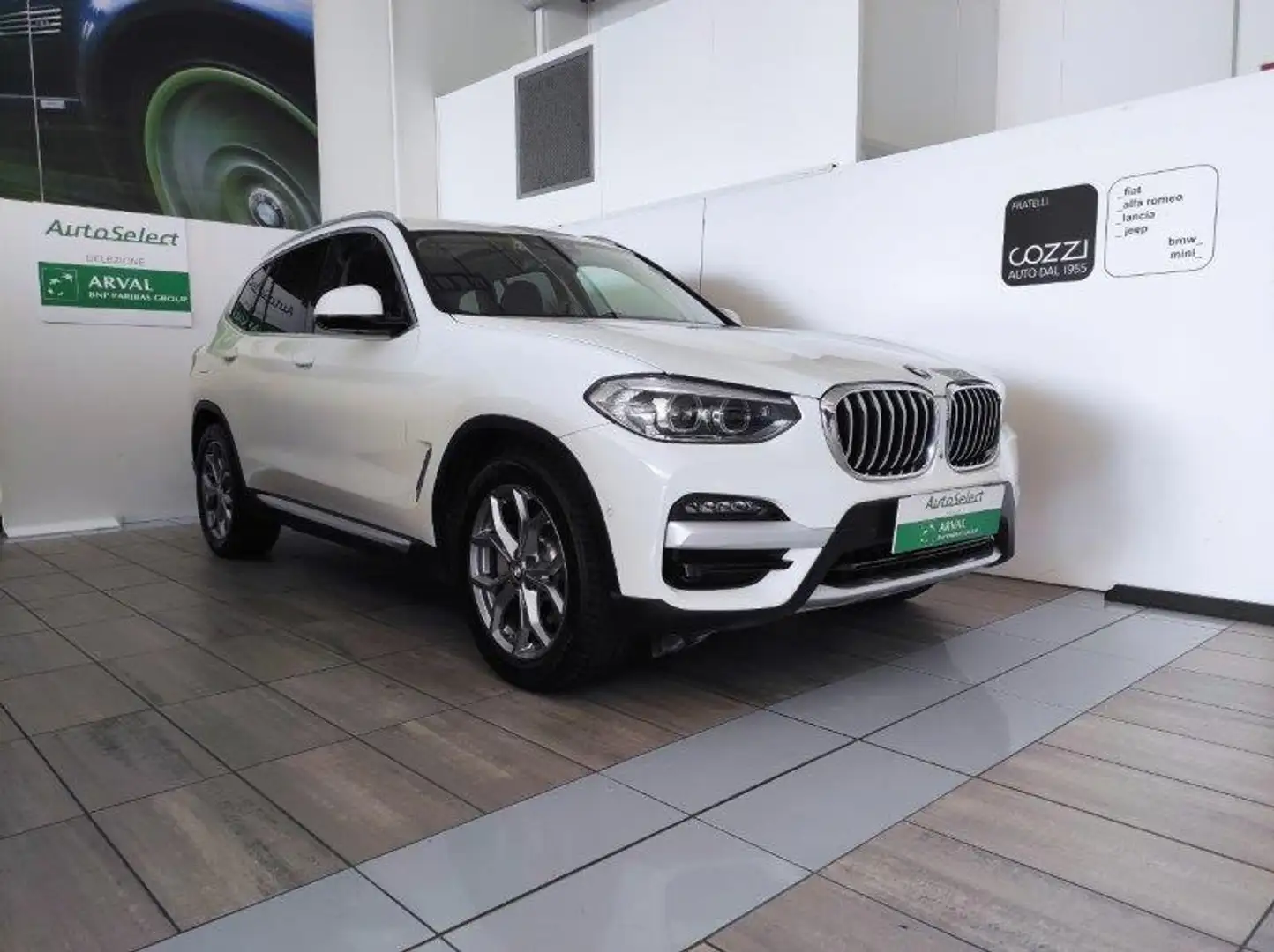 BMW X3 (G01/F97) - X3 xDrive30e xLine Weiß - 1