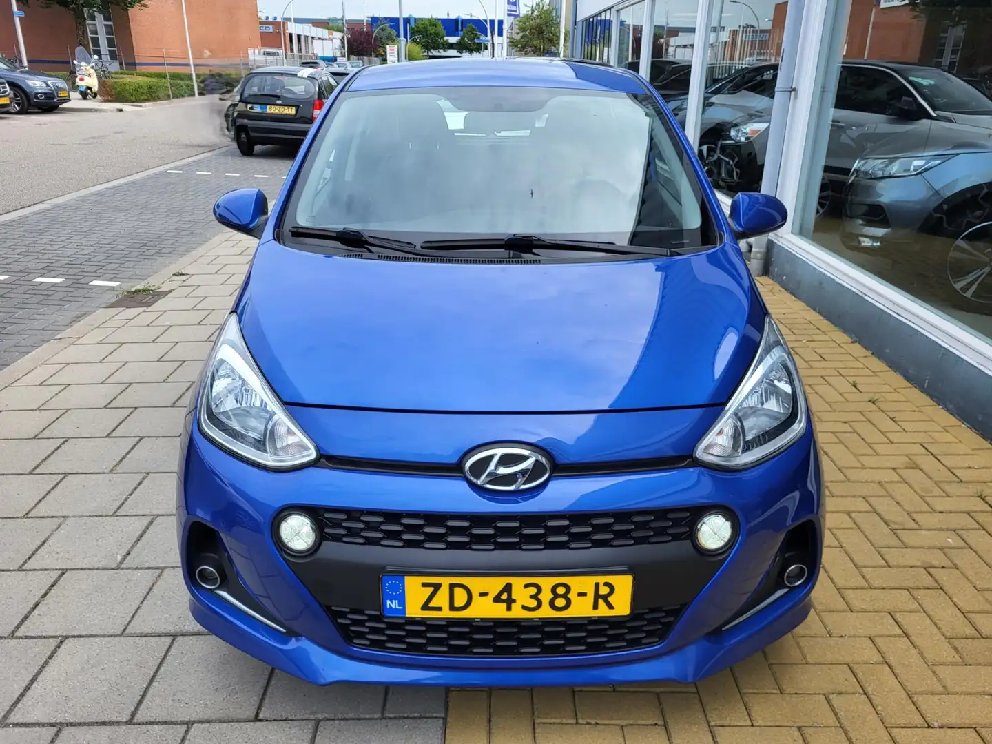 Hyundai i10 1.0i Comfort / Carplay & Android / Airco / Park. S Bleu - 2