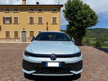 Golf VIII 1.5 tsi ehybrid 272cv dsg