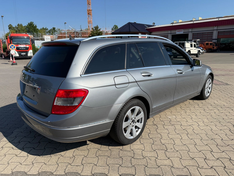 Mercedes-Benz C 180 KOMPRESSOR T-MODELL, HU/AU 02/2028 — photo 9