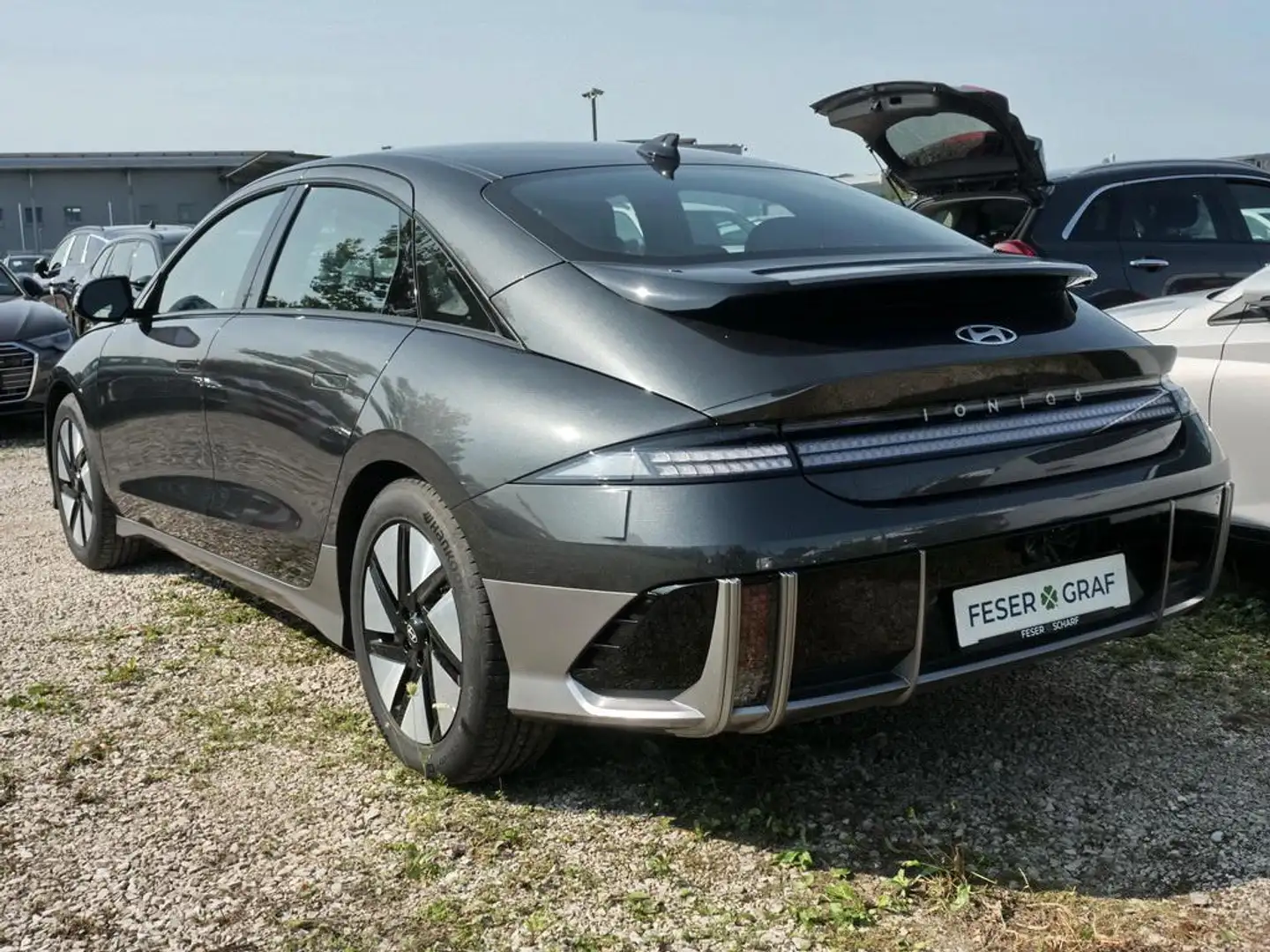Hyundai IONIQ 6 DYNAMIQ NAVI LED SHZ LHZ CARPLAY Grau - 2
