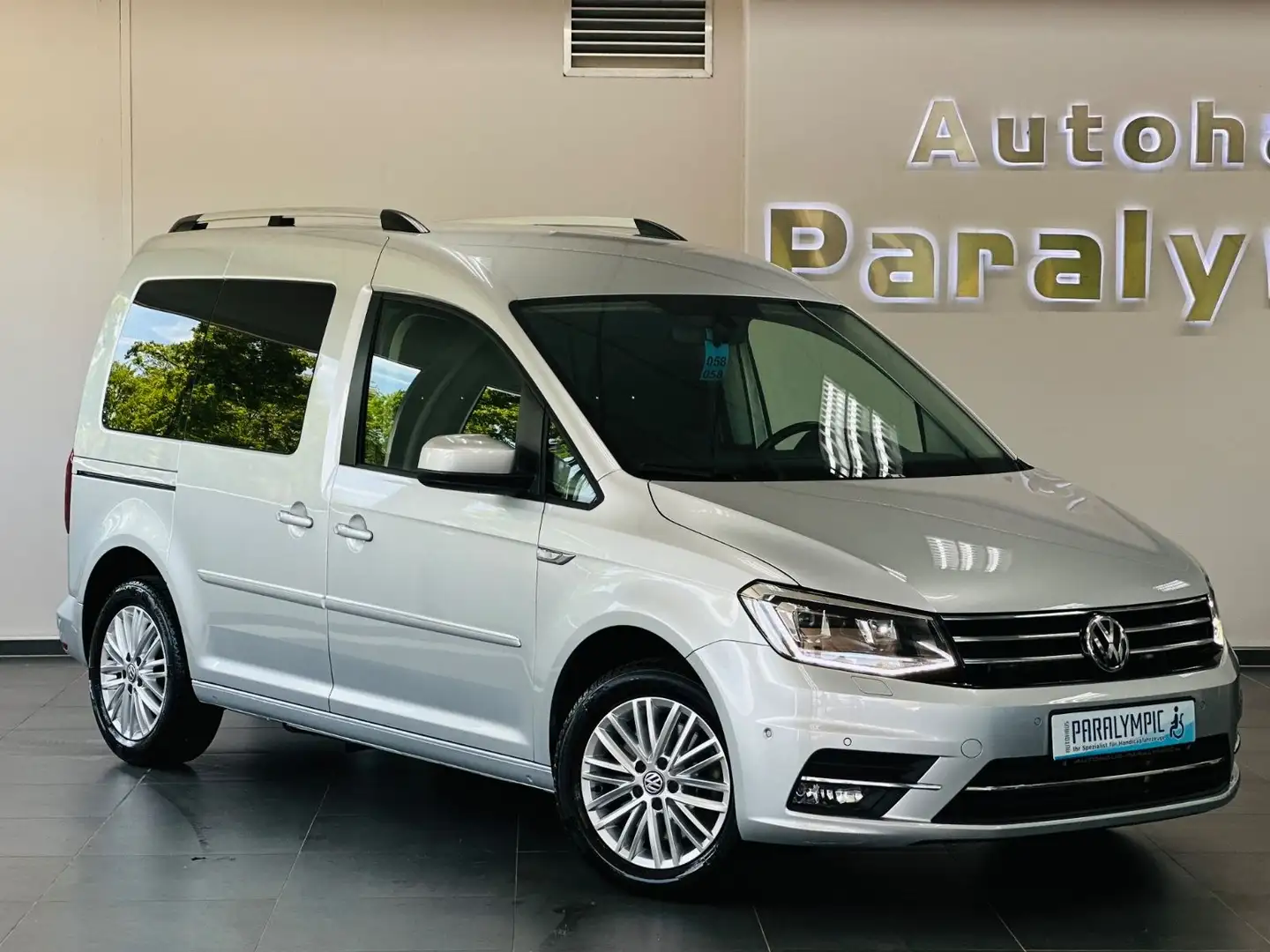 Volkswagen Caddy Highline TDI DSG Behindertengerecht-Rampe Silber - 2