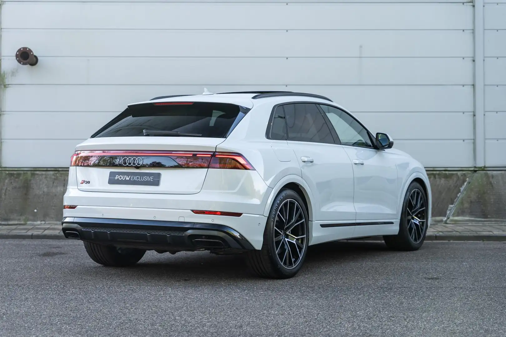 Audi Q8 55 TFSIe 394pk PHEV Quattro Pro Line S | Panoramad Wit - 2