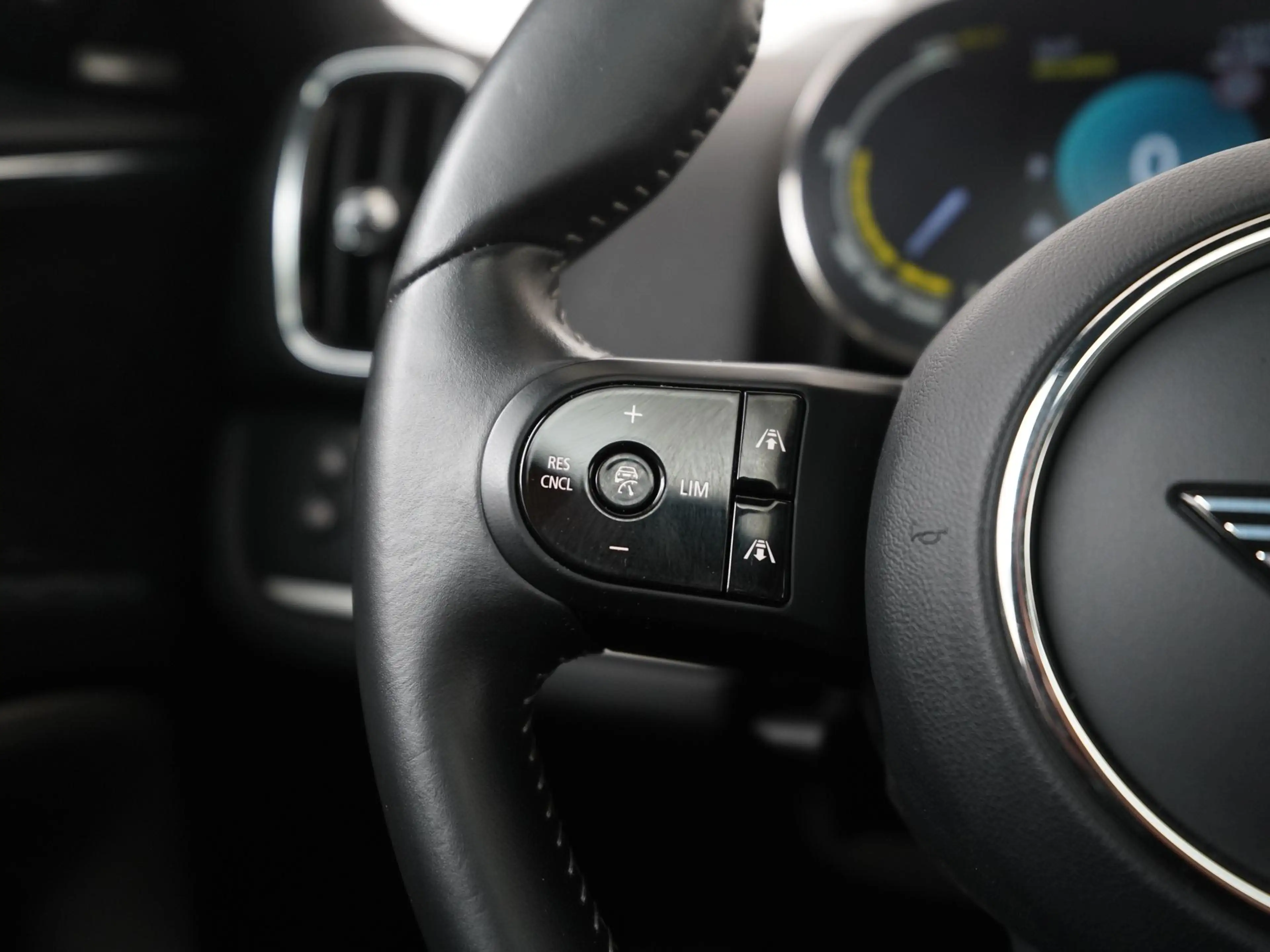 MINI Cooper SE Countryman 1.5 ALL4 Untamed Edition | Head Up | Leder | Panor — photo 9