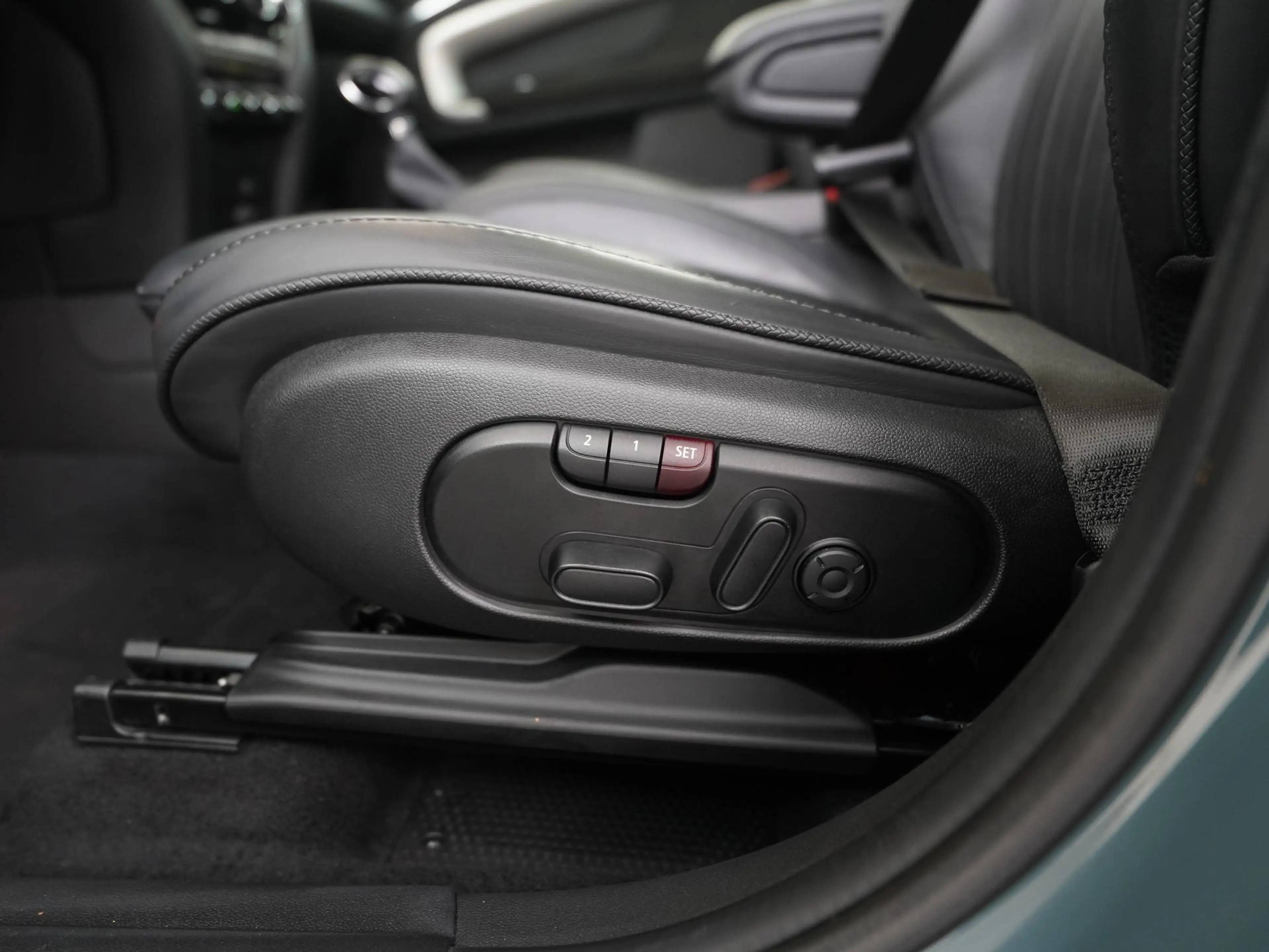 MINI Cooper SE Countryman 1.5 ALL4 Untamed Edition | Head Up | Leder | Panor — photo 37