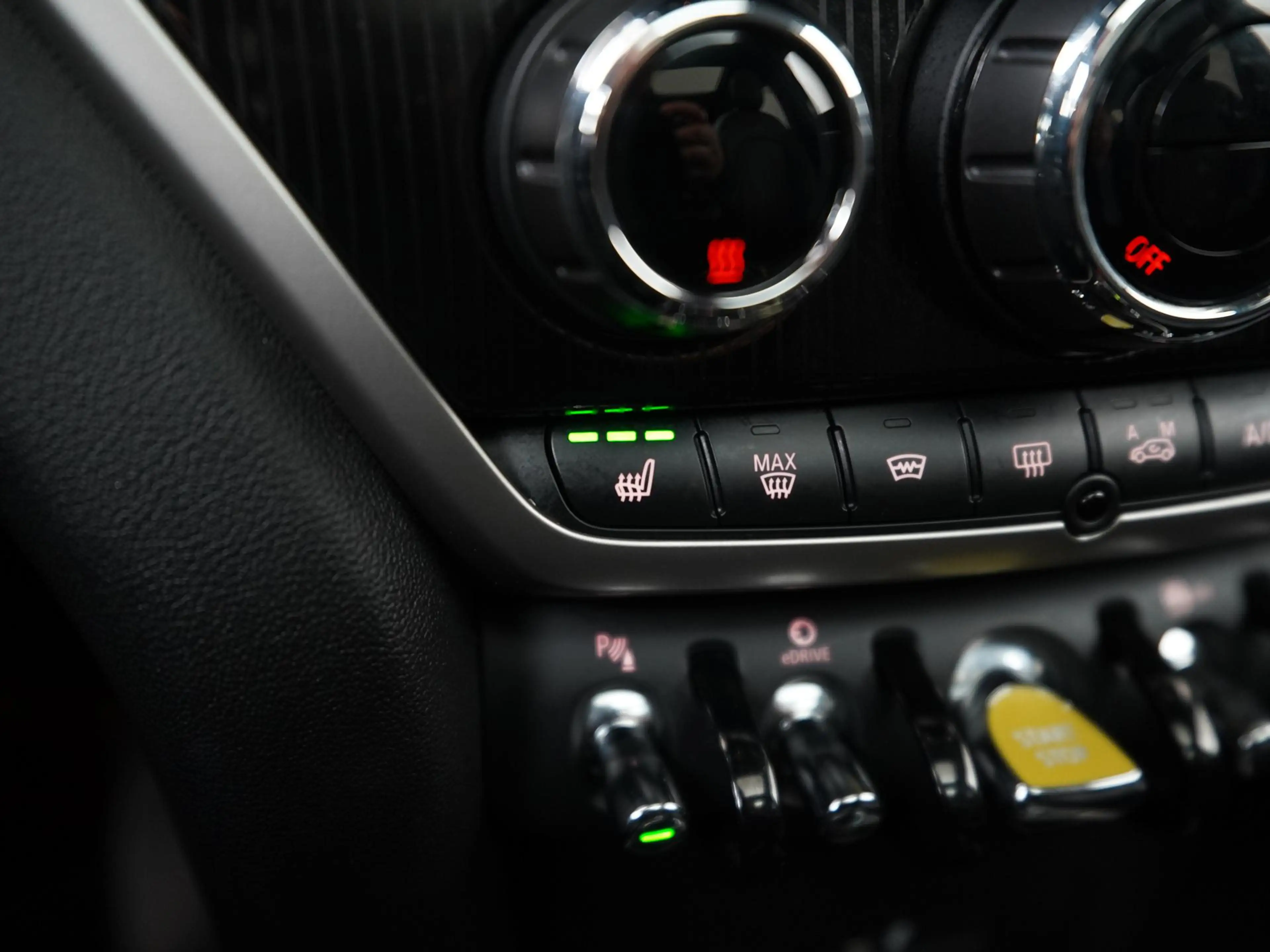 MINI Cooper SE Countryman 1.5 ALL4 Untamed Edition | Head Up | Leder | Panor — photo 23