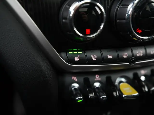 MINI Countryman view 23