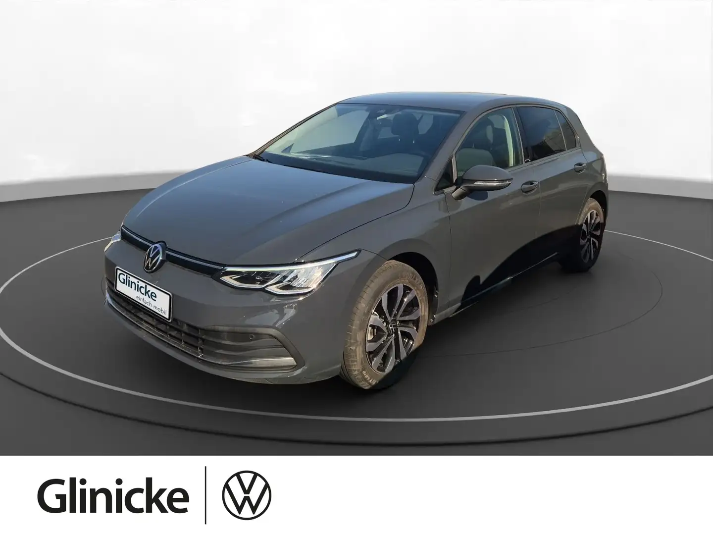 Volkswagen Golf VIII 2.0 TDI Active AHK Navi SiHz Grijs - 1