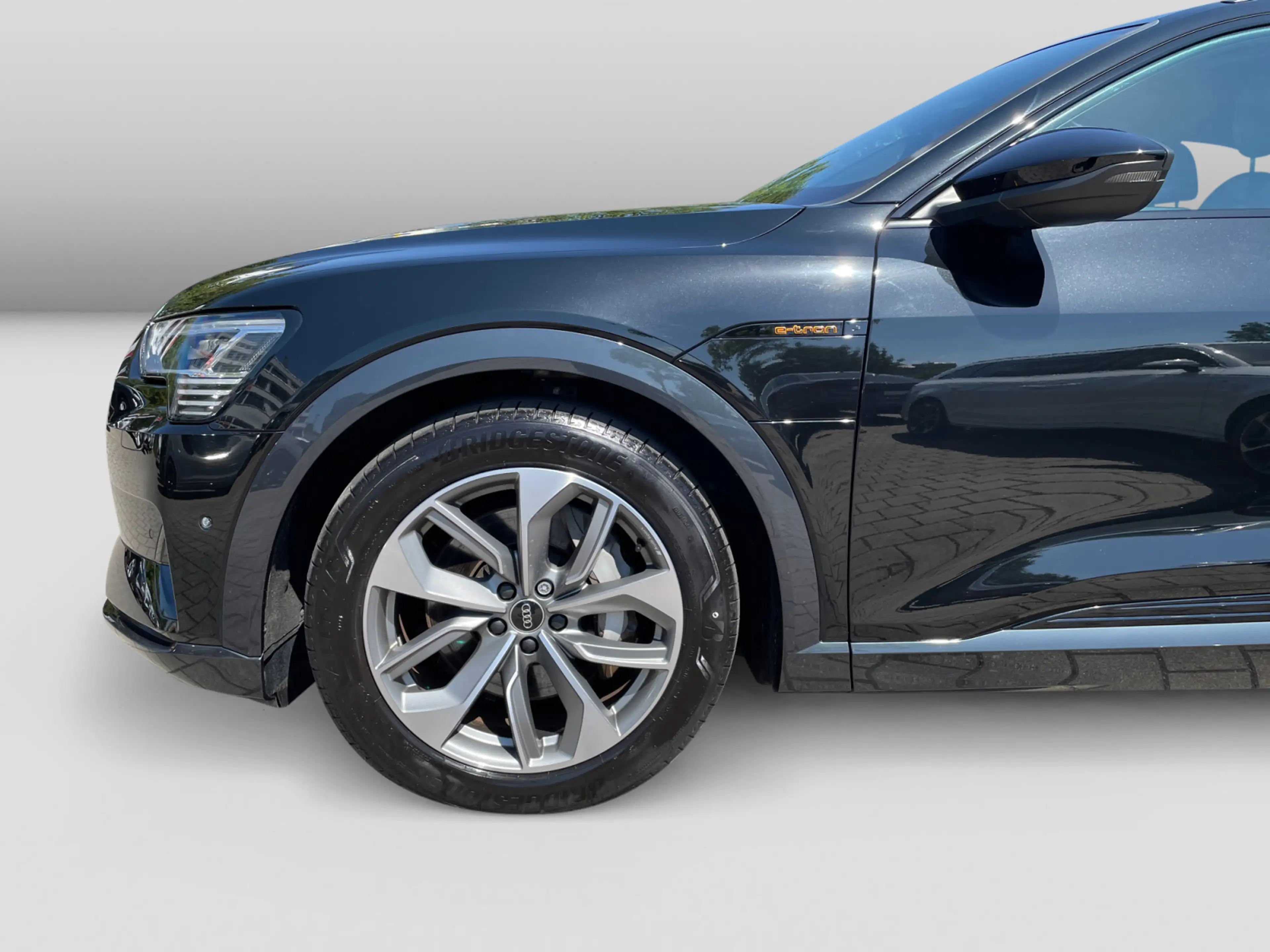 Audi e-tron 55 quattro advanced HUD Navi — photo 5