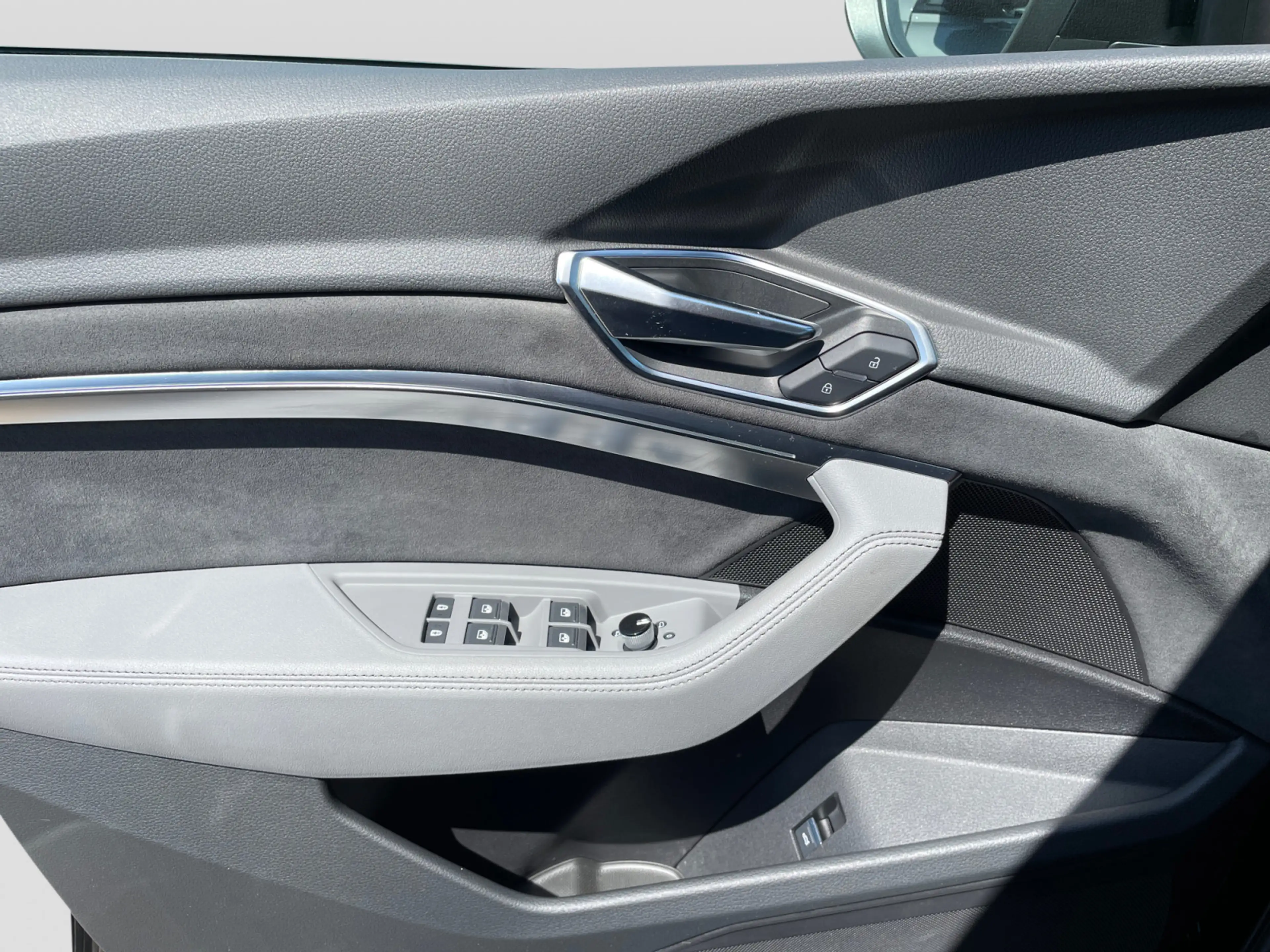Audi e-tron 55 quattro advanced HUD Navi — photo 14