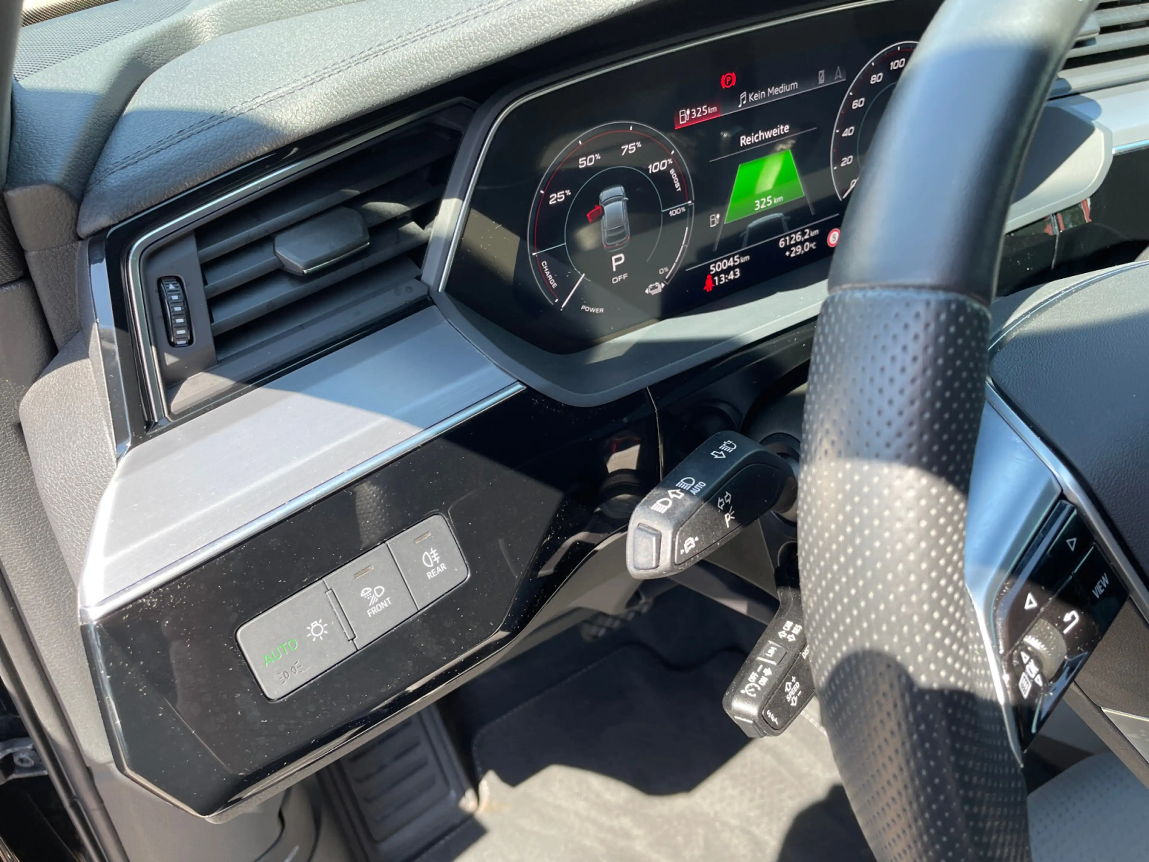 Audi e-tron 55 quattro advanced HUD Navi — photo 13