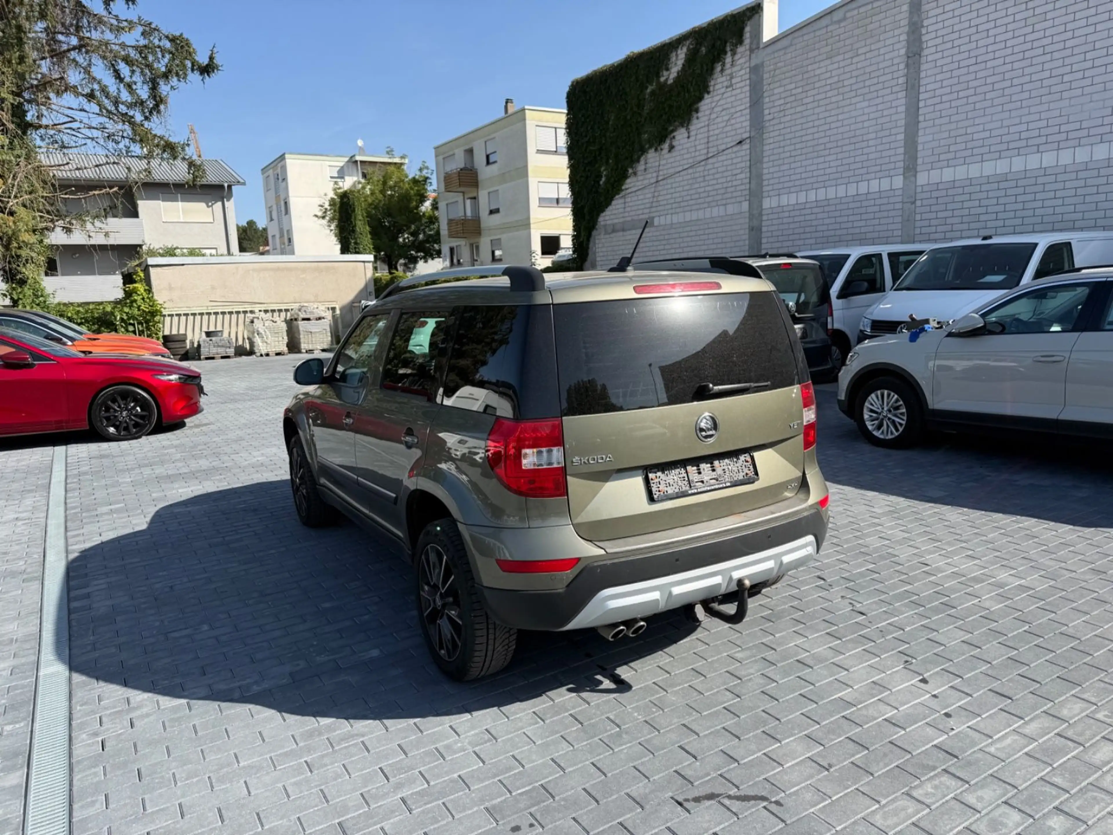 Skoda Yeti Ambition Outdoor 4x4*NAVI*DAB*AHK*XEN — photo 5