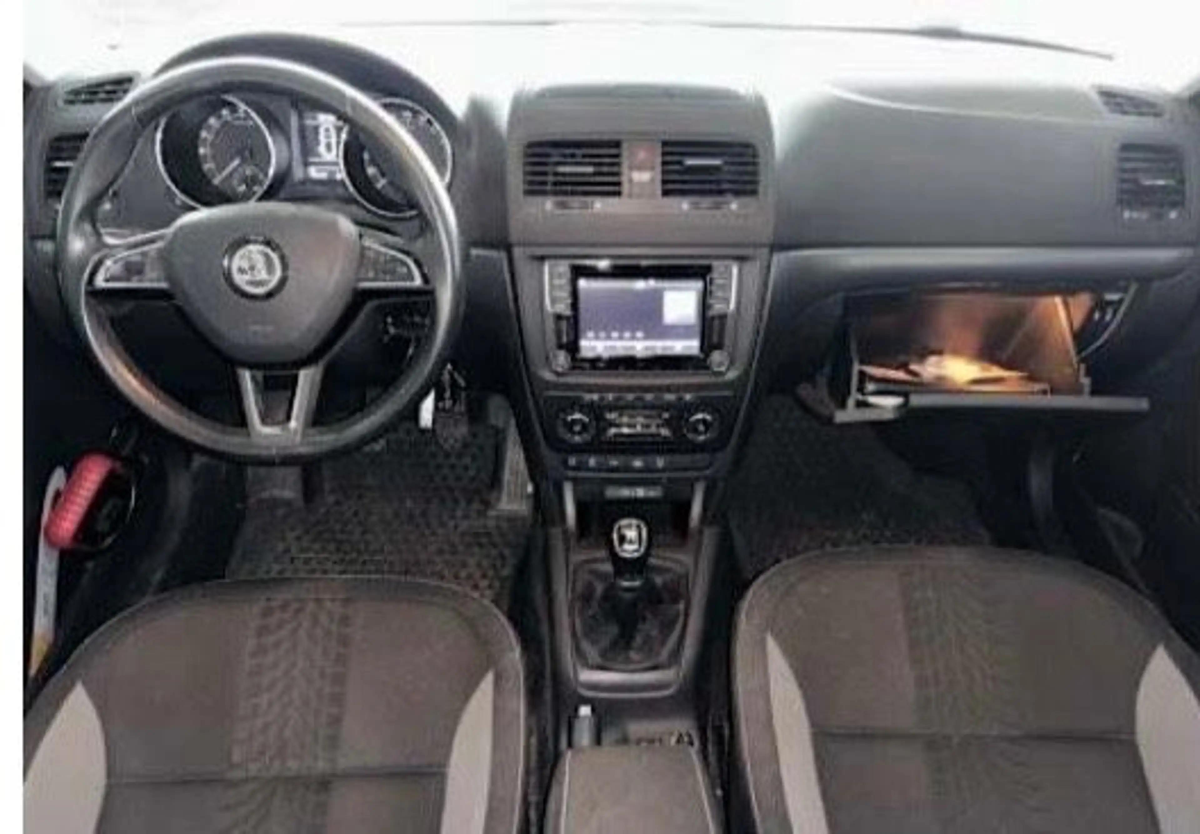 Skoda Yeti Ambition Outdoor 4x4*NAVI*DAB*AHK*XEN — photo 3