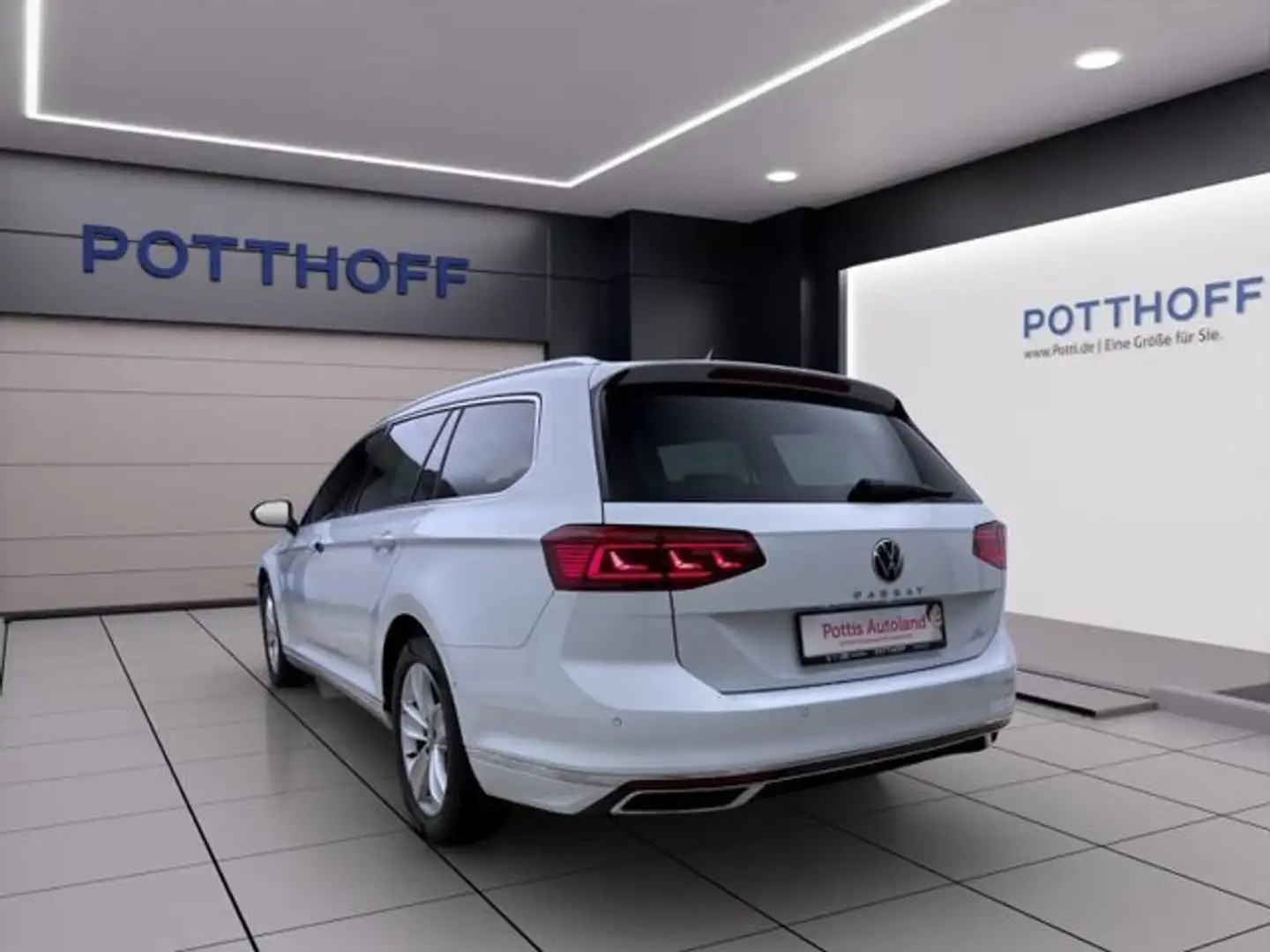 Volkswagen Passat Variant 2.0 TDI DSG ELEGANCE STANDHZG PAN Weiß - 2