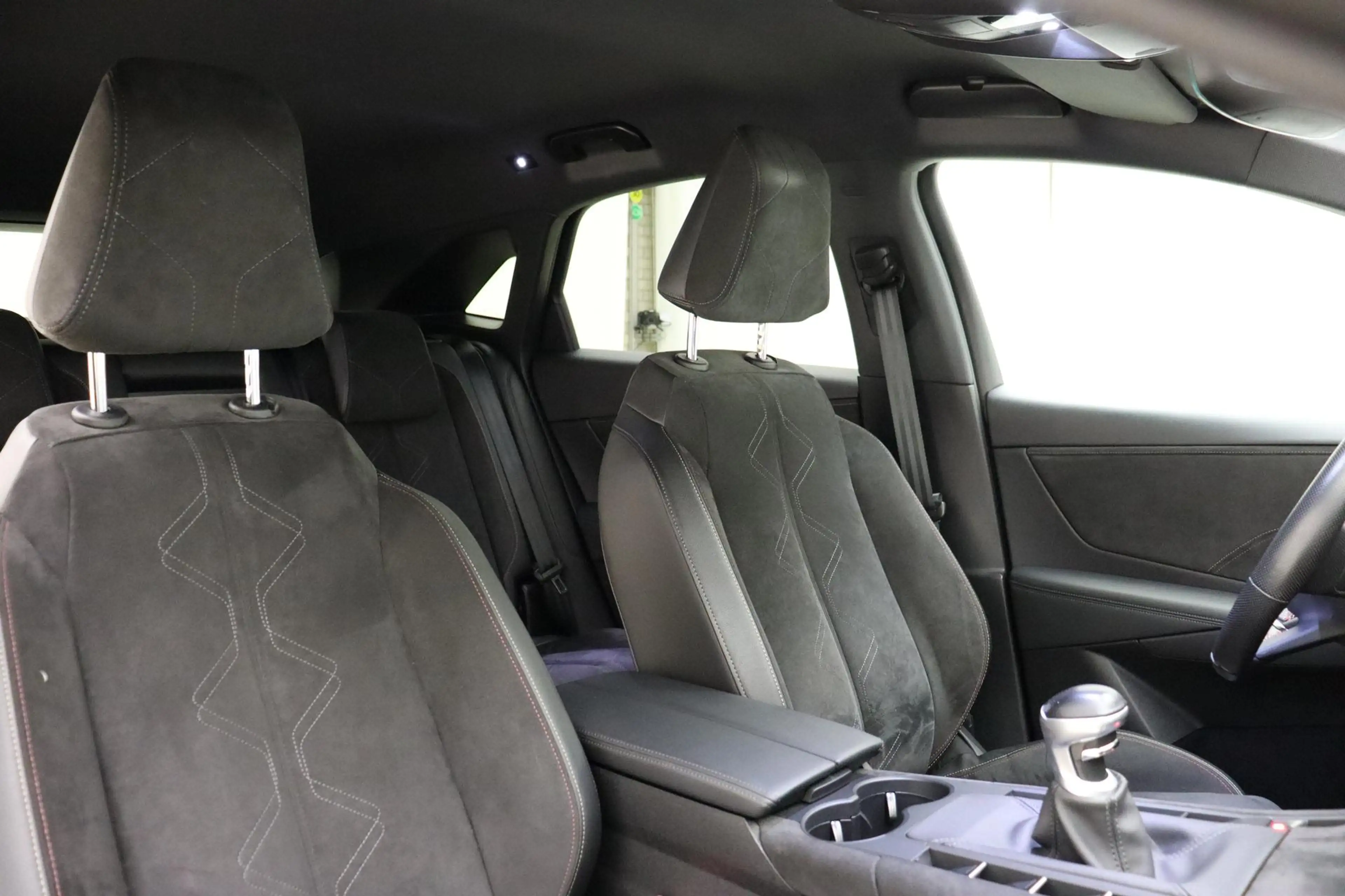 DS Automobiles DS 7 Crossback 1.2 PureTech Performance Line 130 PK | Handgeschak — photo 13