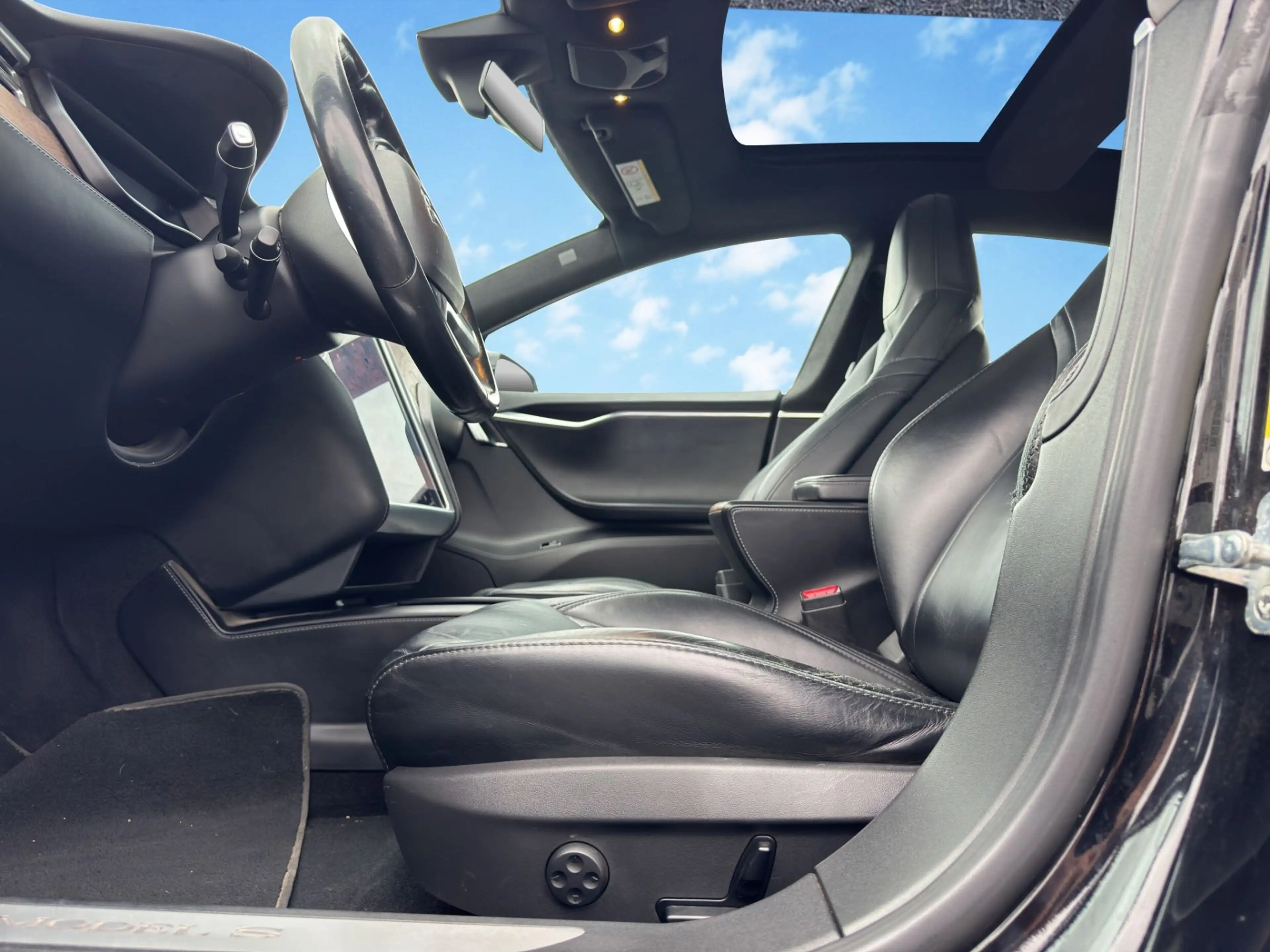 Tesla Model S 75kWh GRATIS SUPERCHARGER-NUTZUNG — photo 12