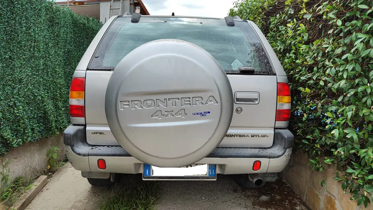 Opel Frontera II 1999 Station Wagon 2.2 dti 16v Limited, foto 2