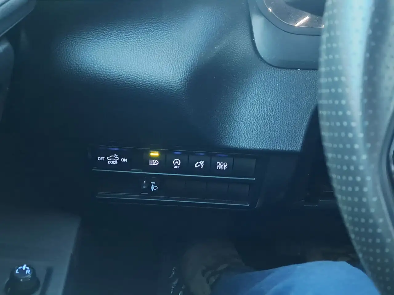 Toyota Tundra снимка Toyota Tundra