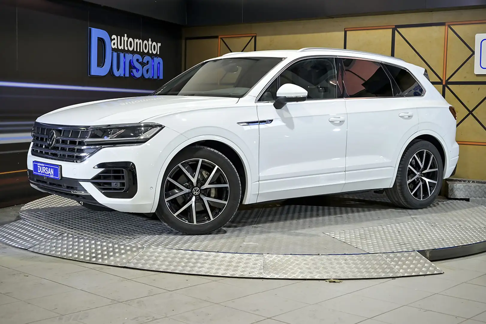 Volkswagen Touareg 3.0TDI V6 Premium Tiptronic Elegance 4M 210kW - 1