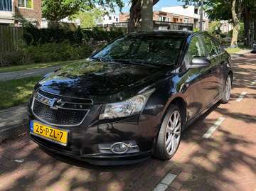 Cruze 1.8 LT