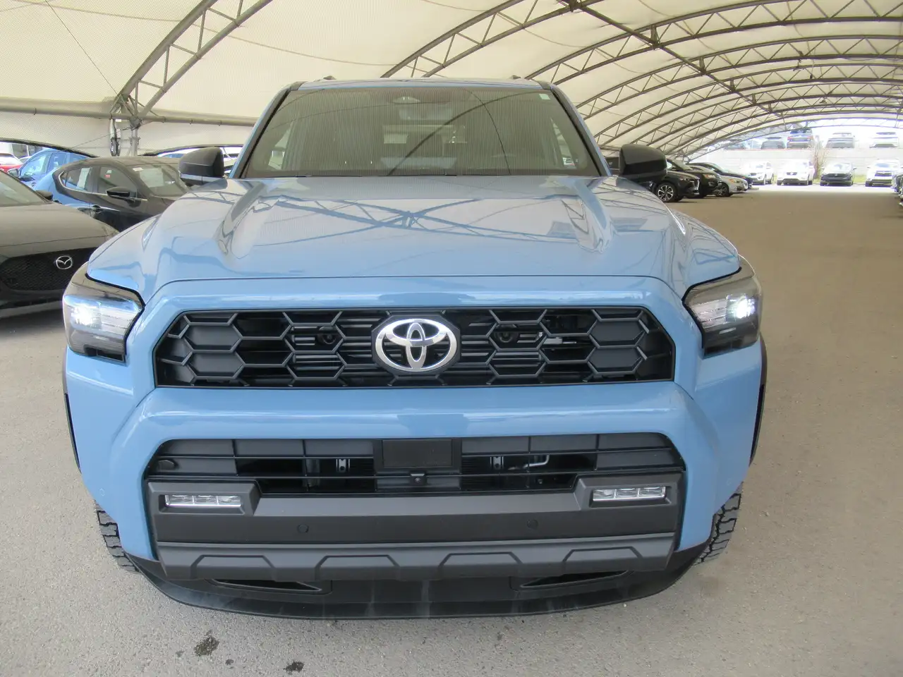 Toyota 4-Runner снимка Toyota 4-Runner