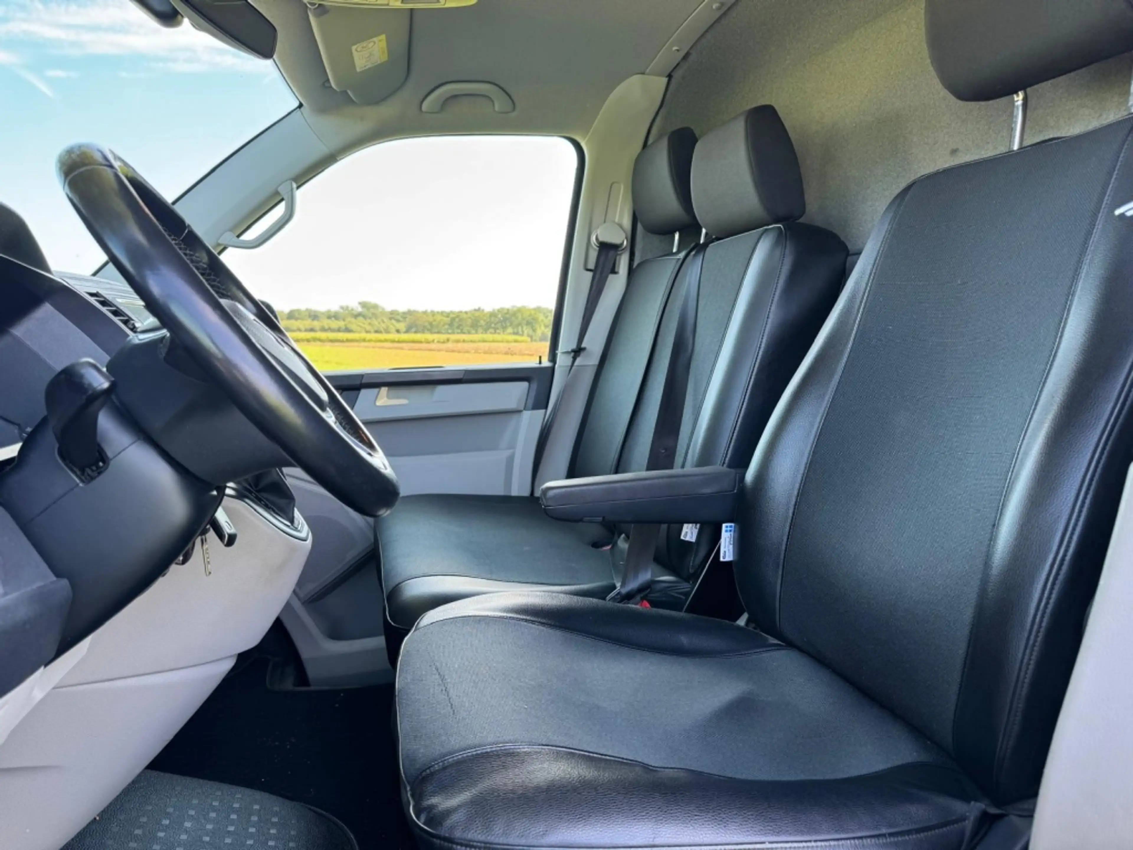 Volkswagen Transporter 2.0 TDI L1H2 Highl. | Standkachel | Stoelverwarmin — photo 10