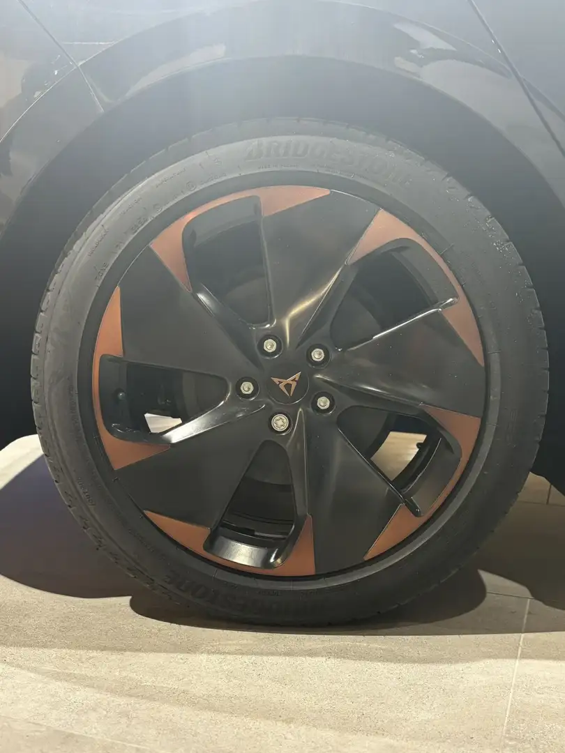 CUPRA Born Impulse+ 59kWh 231CV Nuova Nero - 2