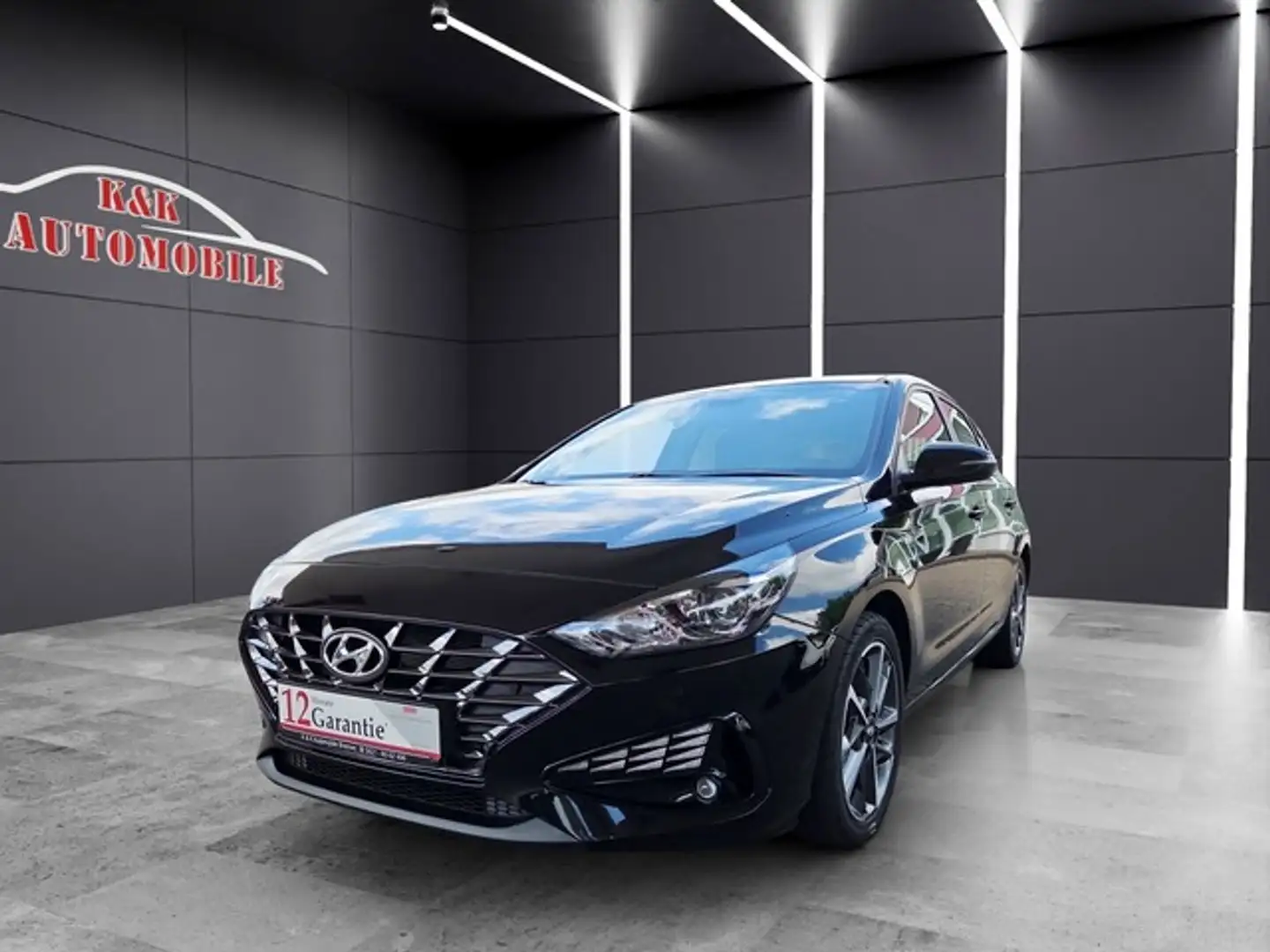 Hyundai i30 1.0 T-GDI Trend Mild-Hybrid KLIMAAUTOMAT/CAM Nero - 1