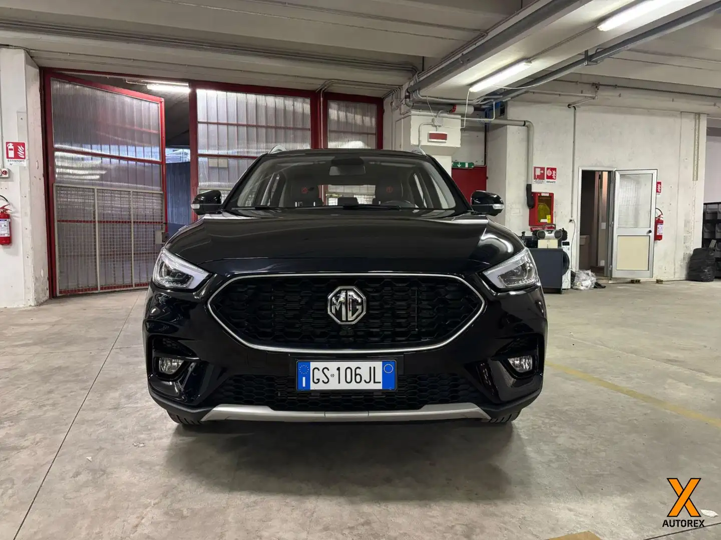 MG ZS 1.5 VTi-tech Luxury Nero - 2