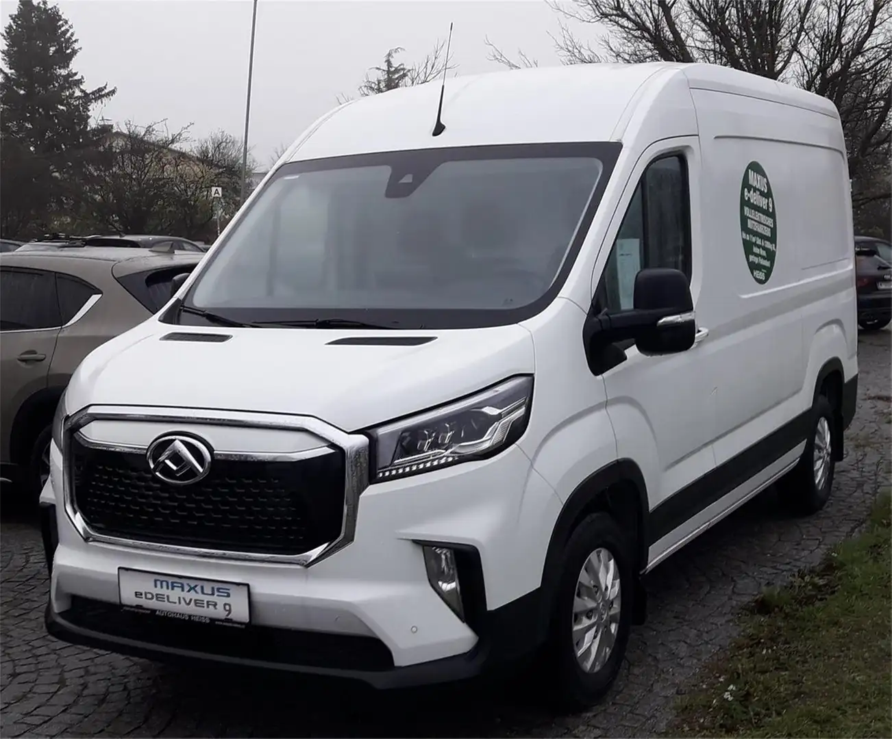 Maxus eDeliver 9 eDeliver9 L2H2 52kWh Lux Weiß - 1