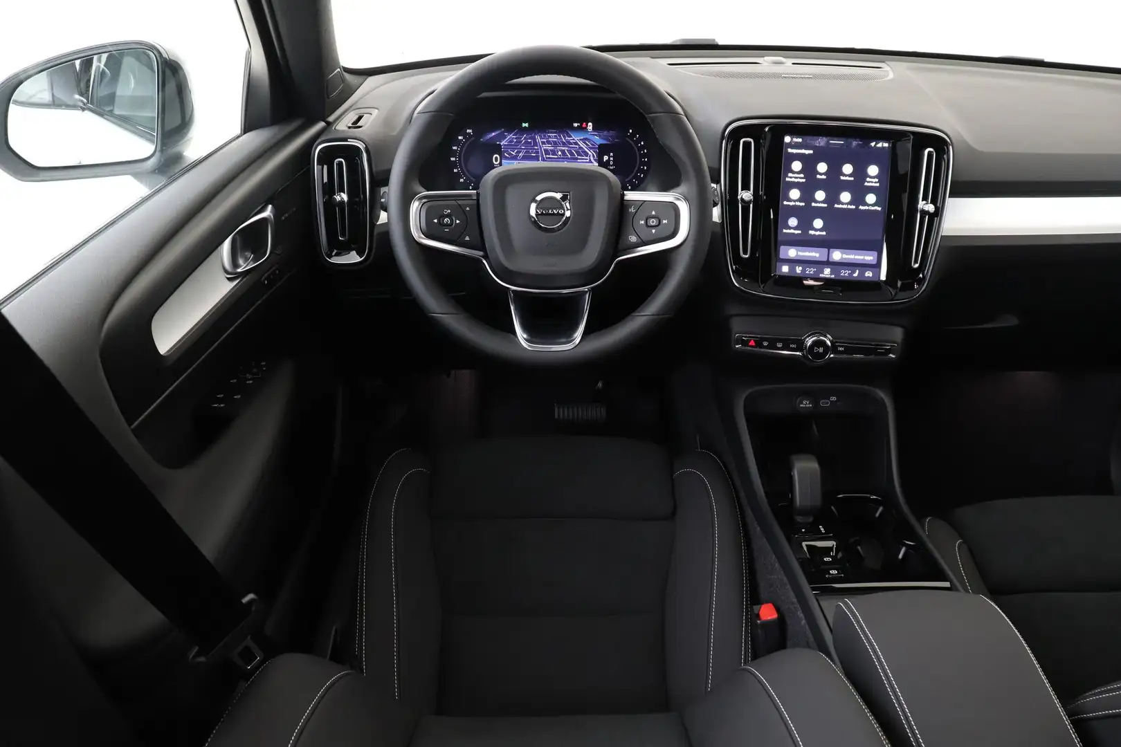 Volvo XC40 B4 (M-HYBRID) PLUS BLACK EDITION -PANO.DAK|HARMAN/ Wit - 2